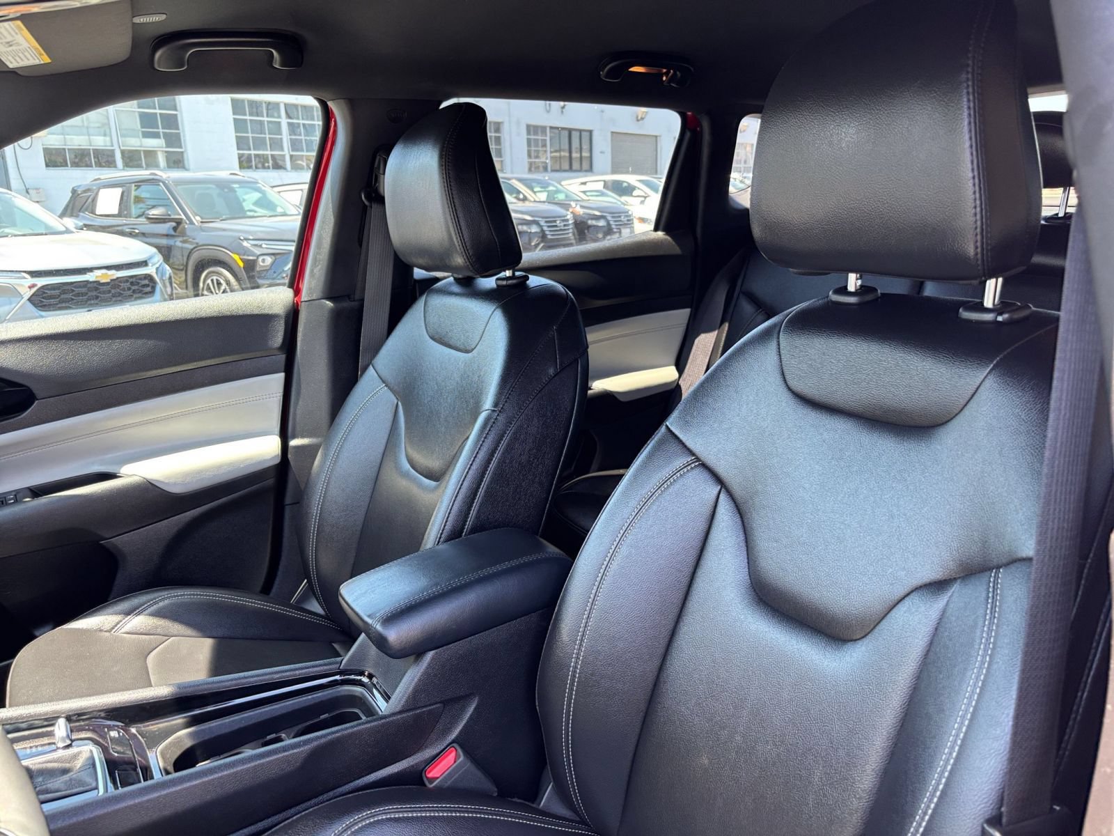 Thumbnail: 2025 Jeep Compass - 27