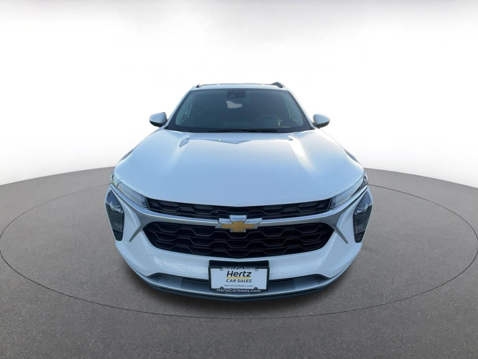 Thumbnail: 2025 Chevrolet Trax - 4