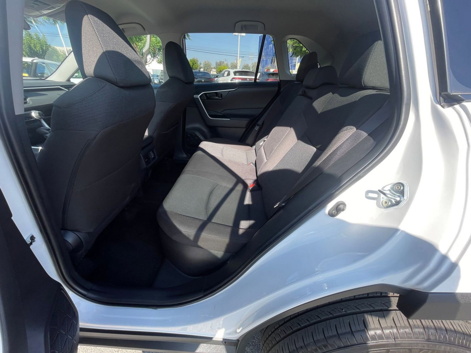 Thumbnail: 2025 Toyota RAV4 - 25