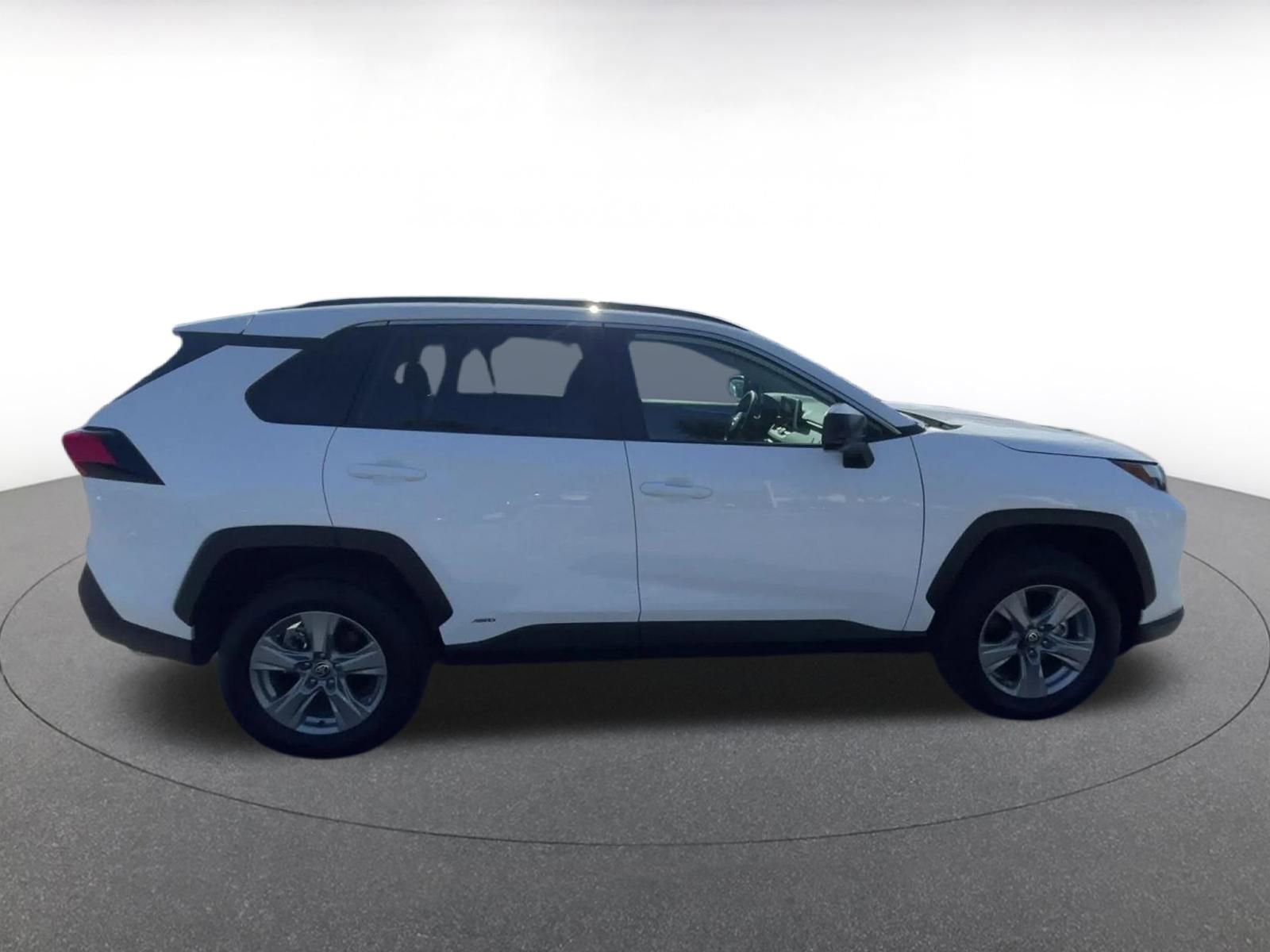 Thumbnail: 2025 Toyota RAV4 - 16