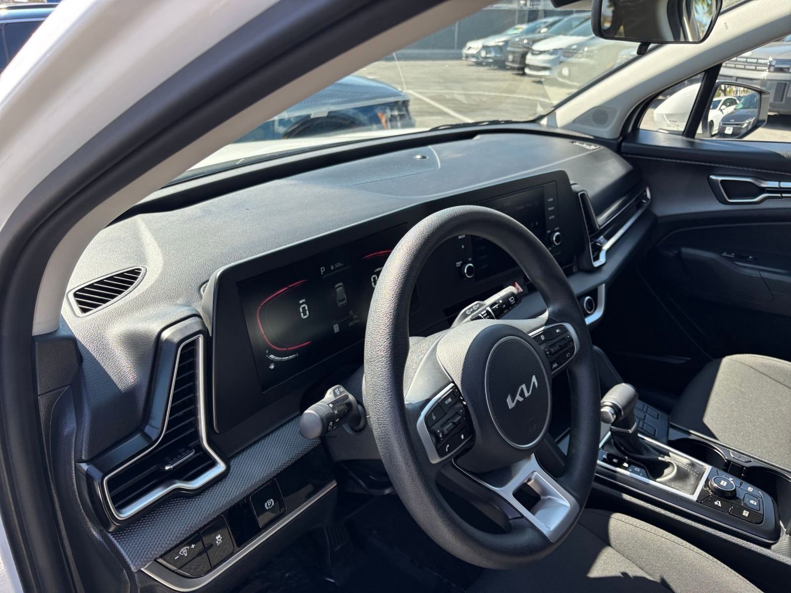 Thumbnail: 2025 Kia Sportage - 34