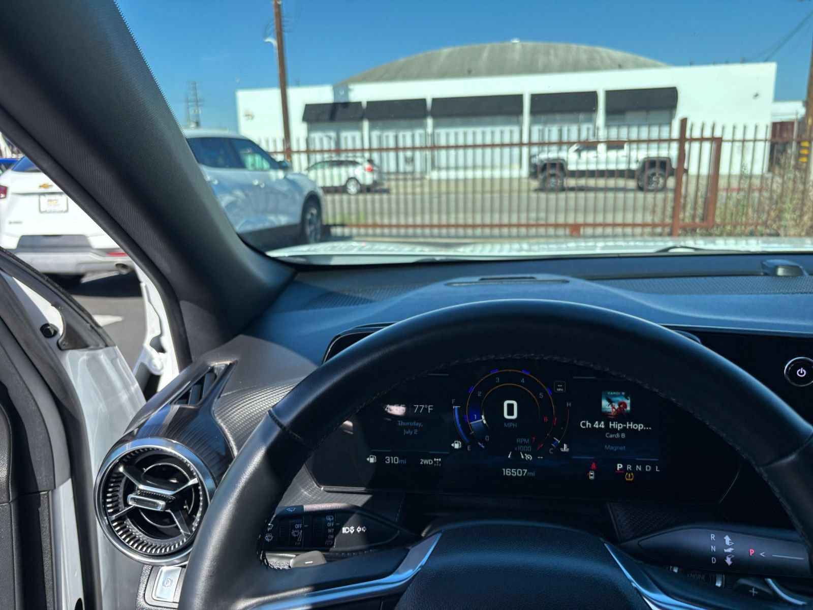 Thumbnail: 2025 Chevrolet Equinox - 35