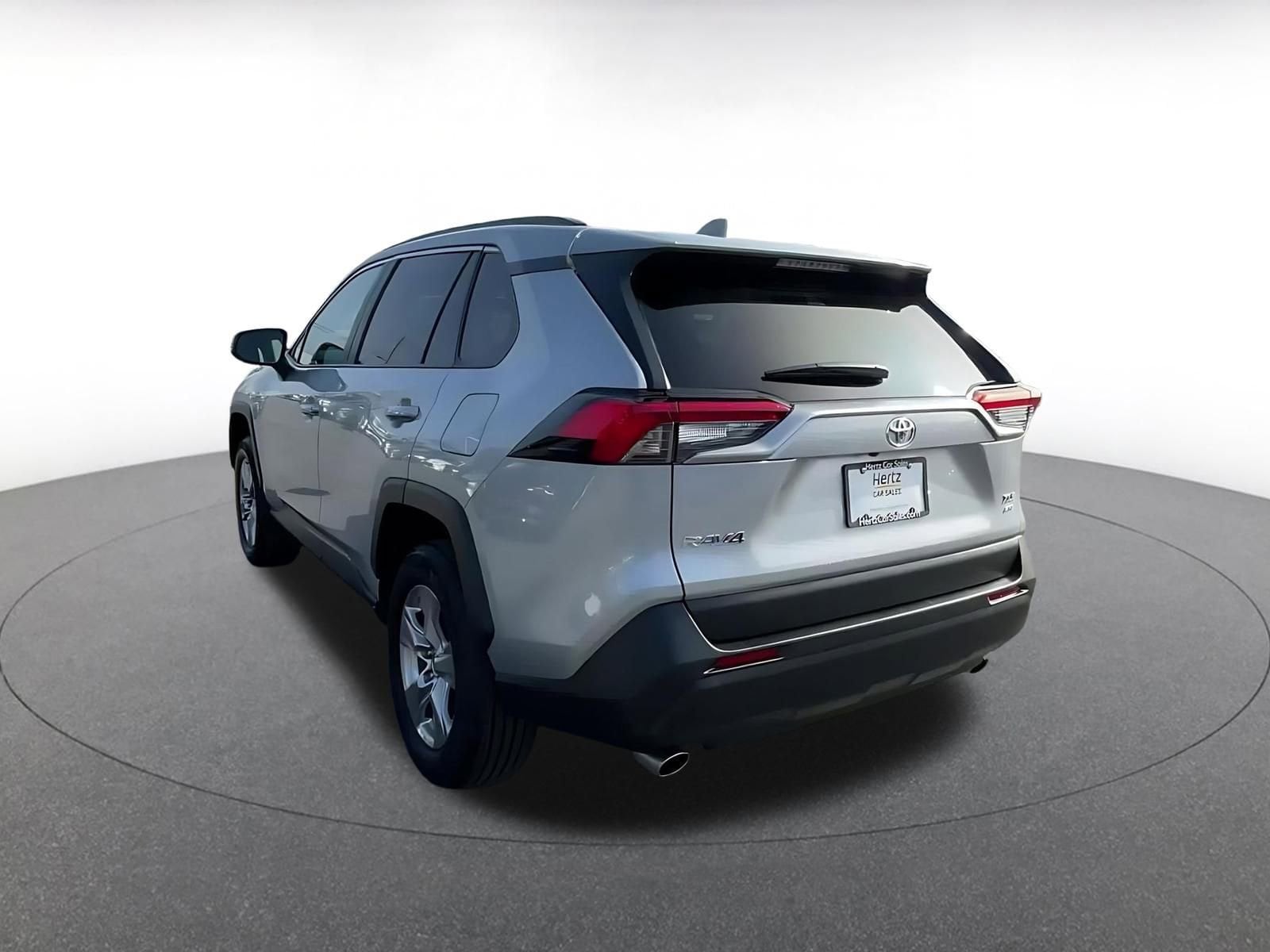 Thumbnail: 2025 Toyota RAV4 - 11