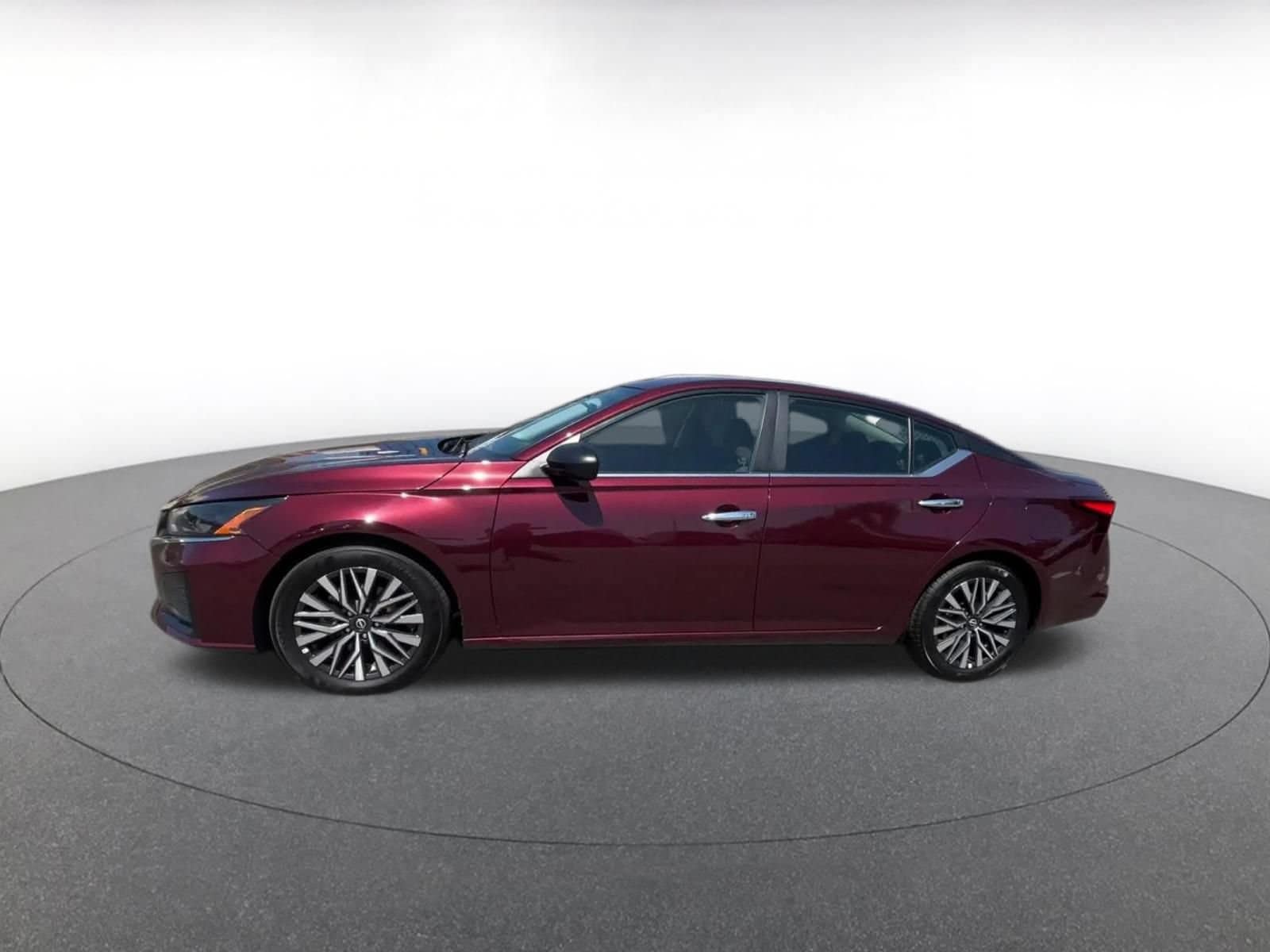 Thumbnail: 2025 Nissan Altima - 8