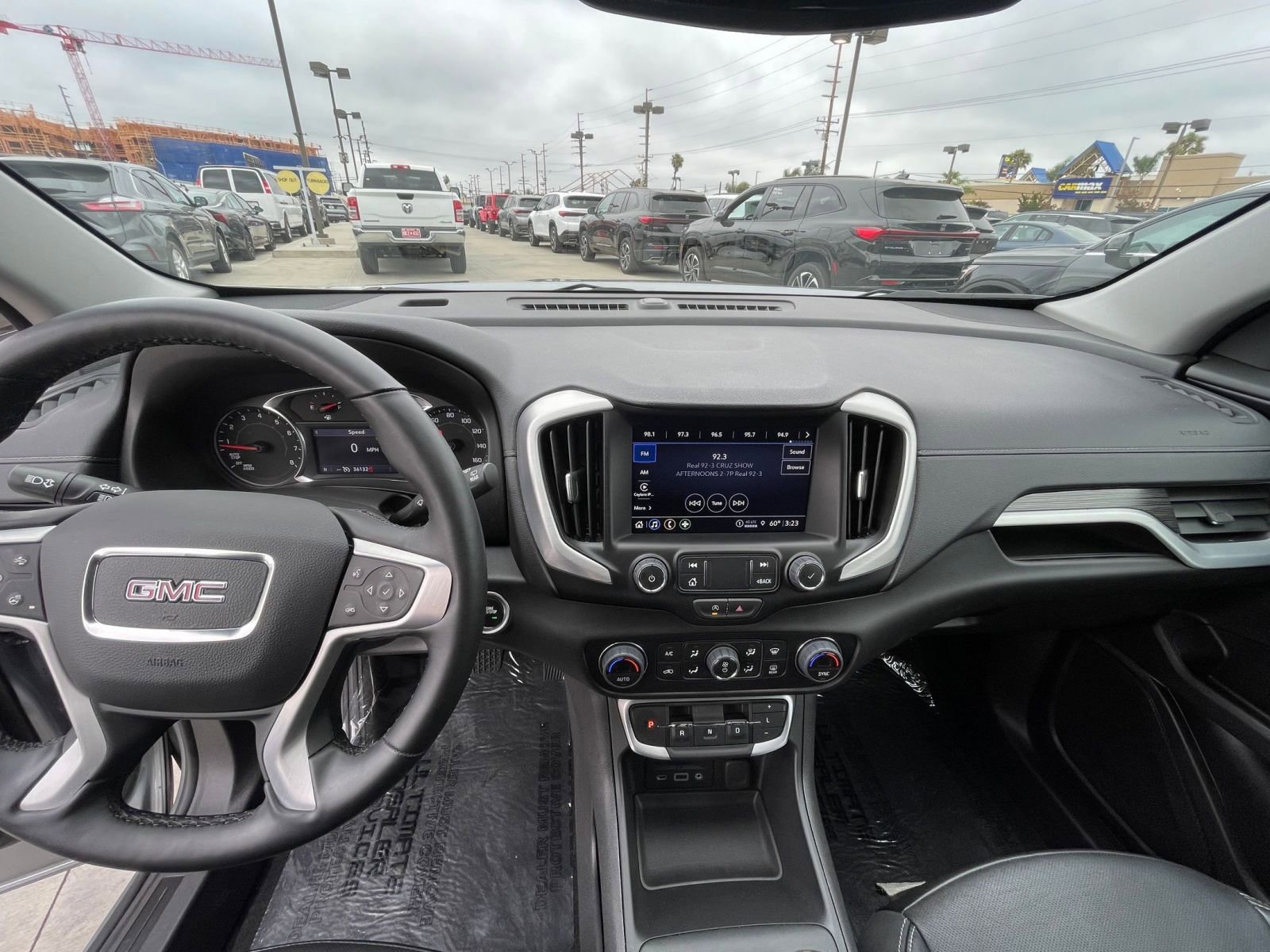 Thumbnail: 2024 GMC Terrain - 33