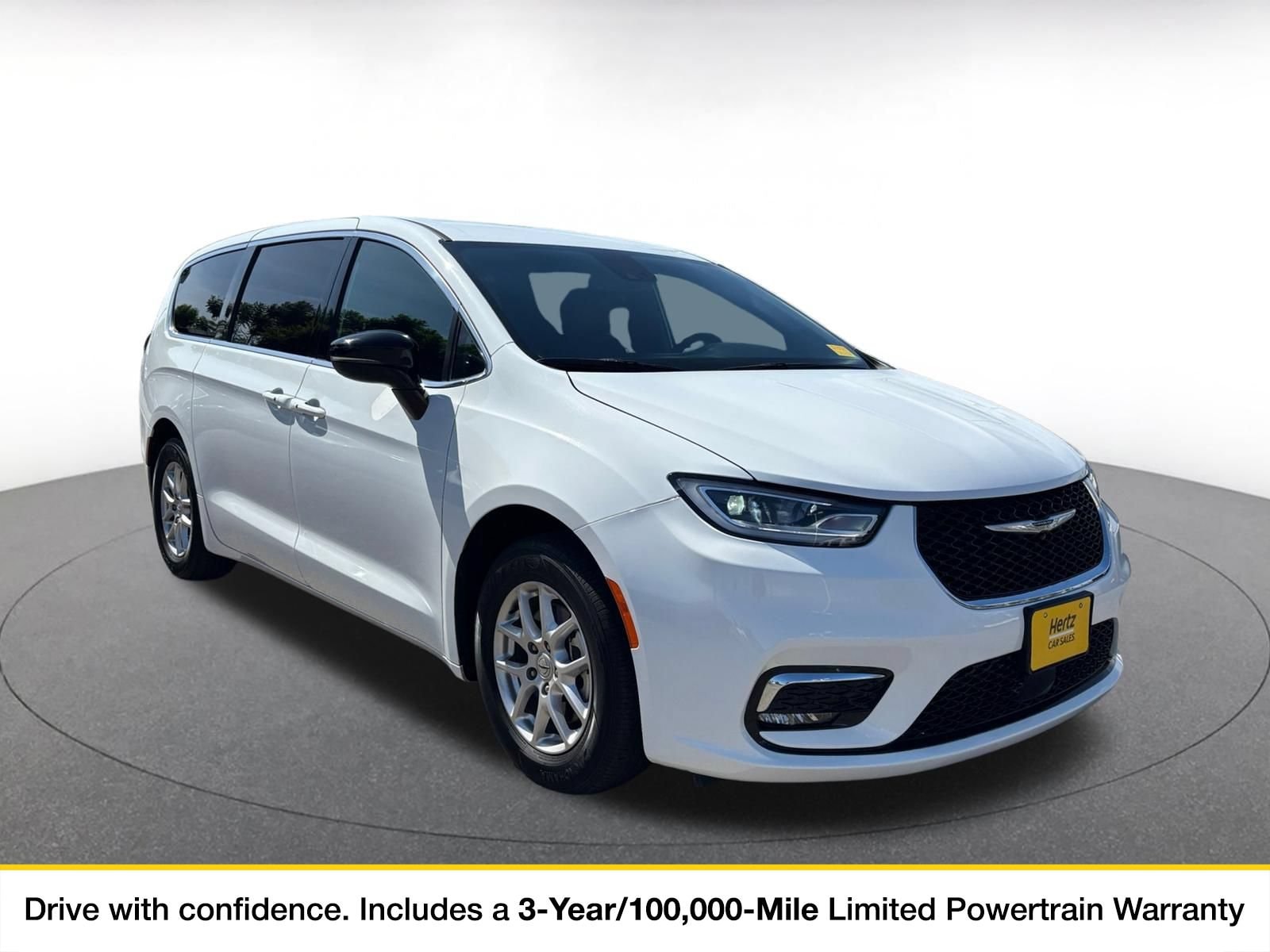 Thumbnail: 2025 Chrysler Pacifica - 1