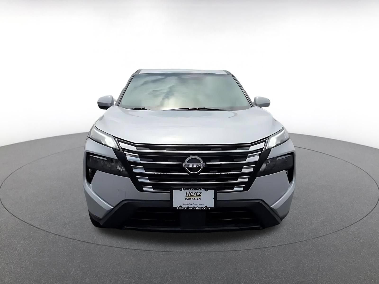 Thumbnail: 2025 Nissan Rogue - 4