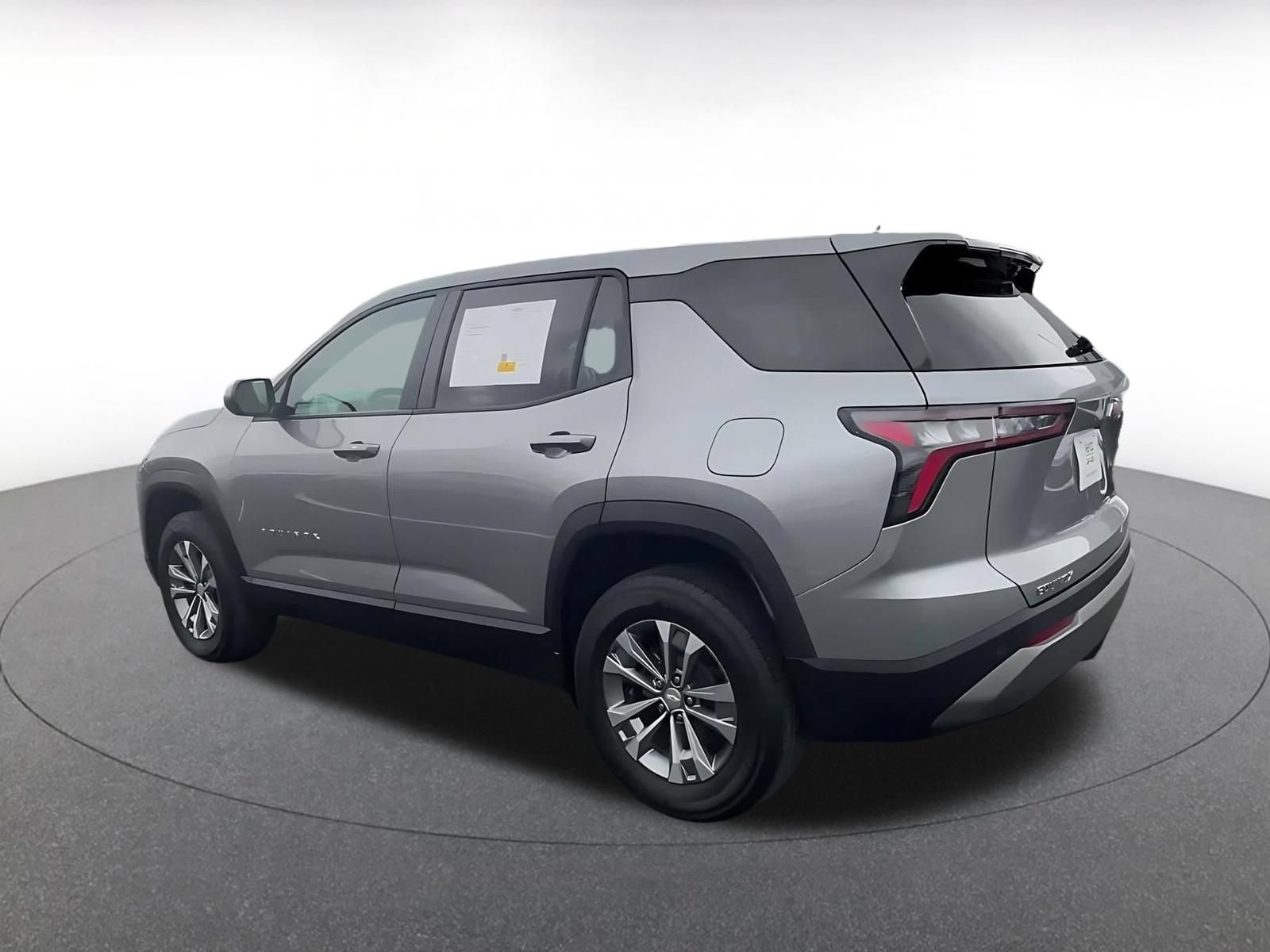 Thumbnail: 2025 Chevrolet Equinox - 10