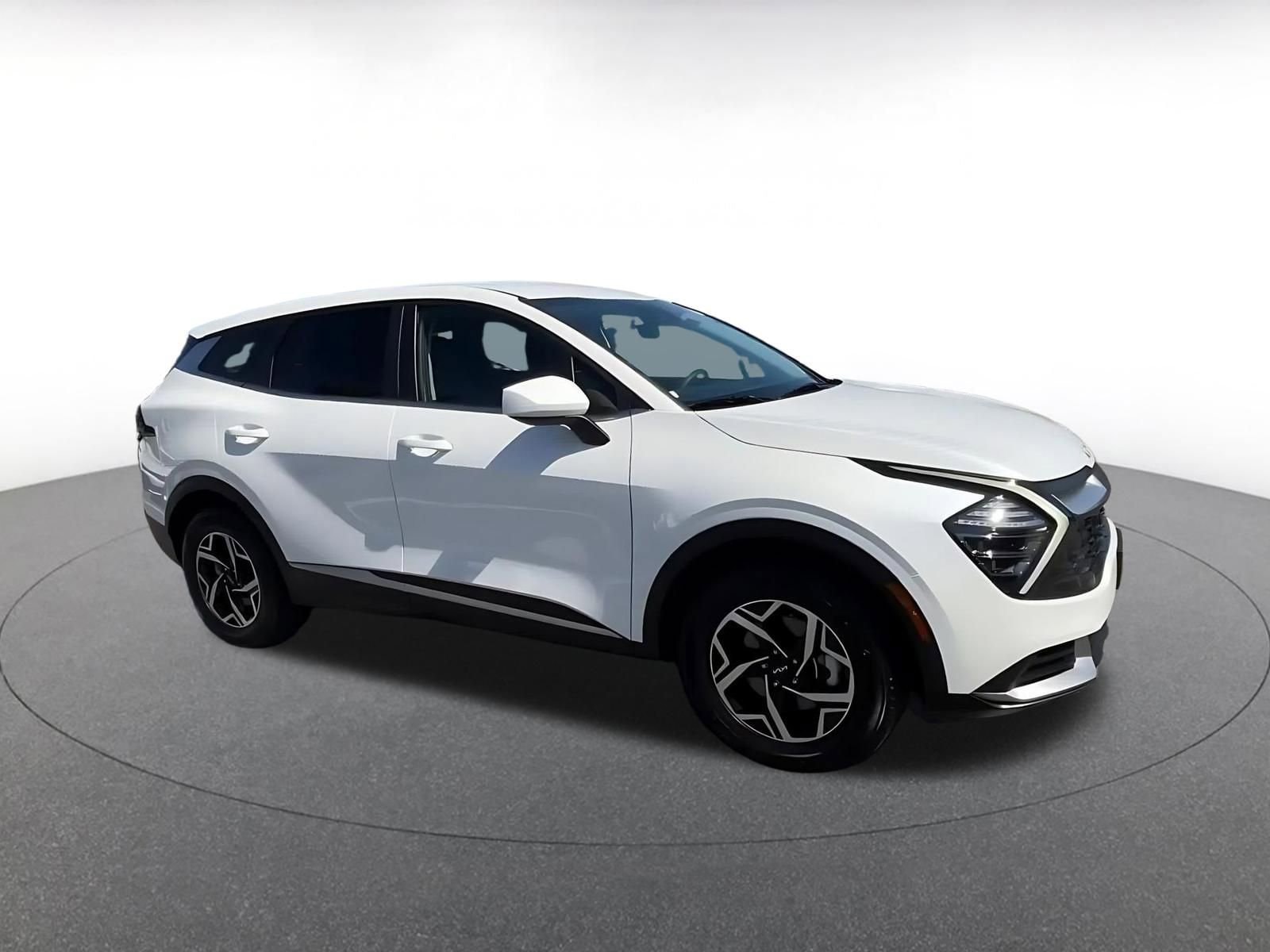 Thumbnail: 2025 Kia Sportage - 2