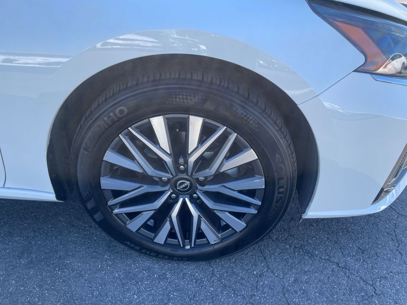 Thumbnail: 2025 Nissan Altima - 31