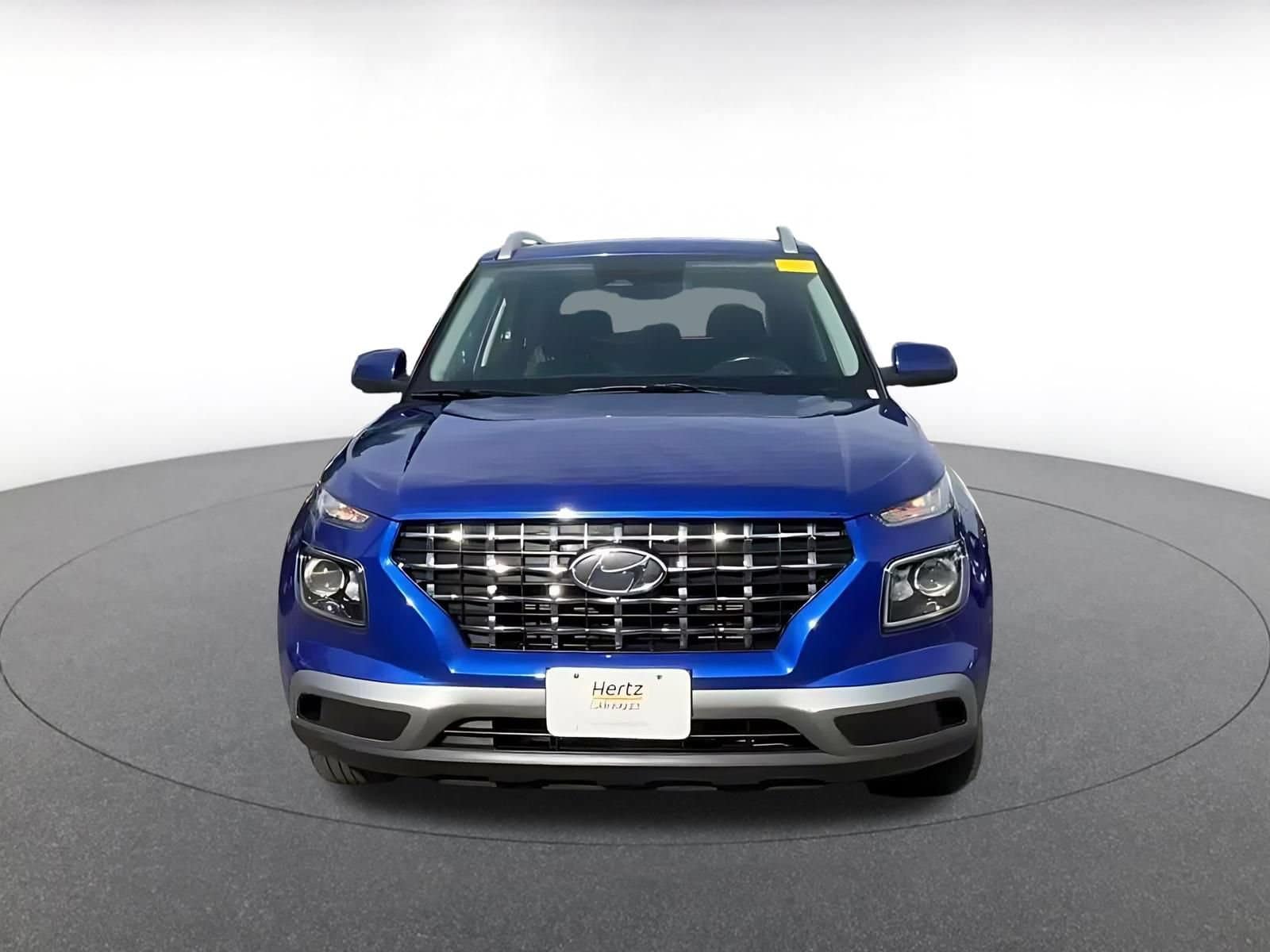 Thumbnail: 2025 Hyundai Venue - 4