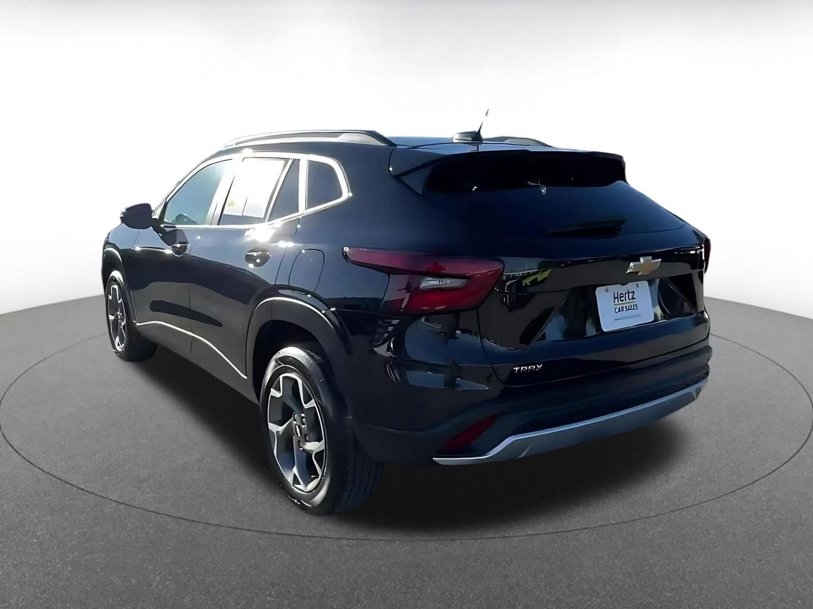 Thumbnail: 2025 Chevrolet Trax - 11