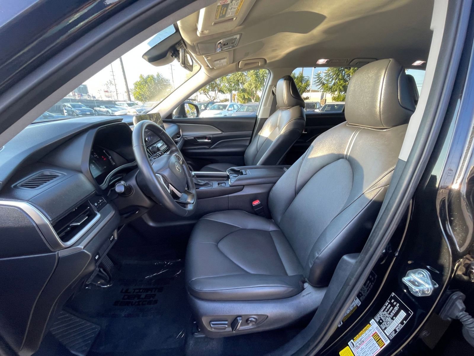 Thumbnail: 2025 Toyota Grand Highlander - 27