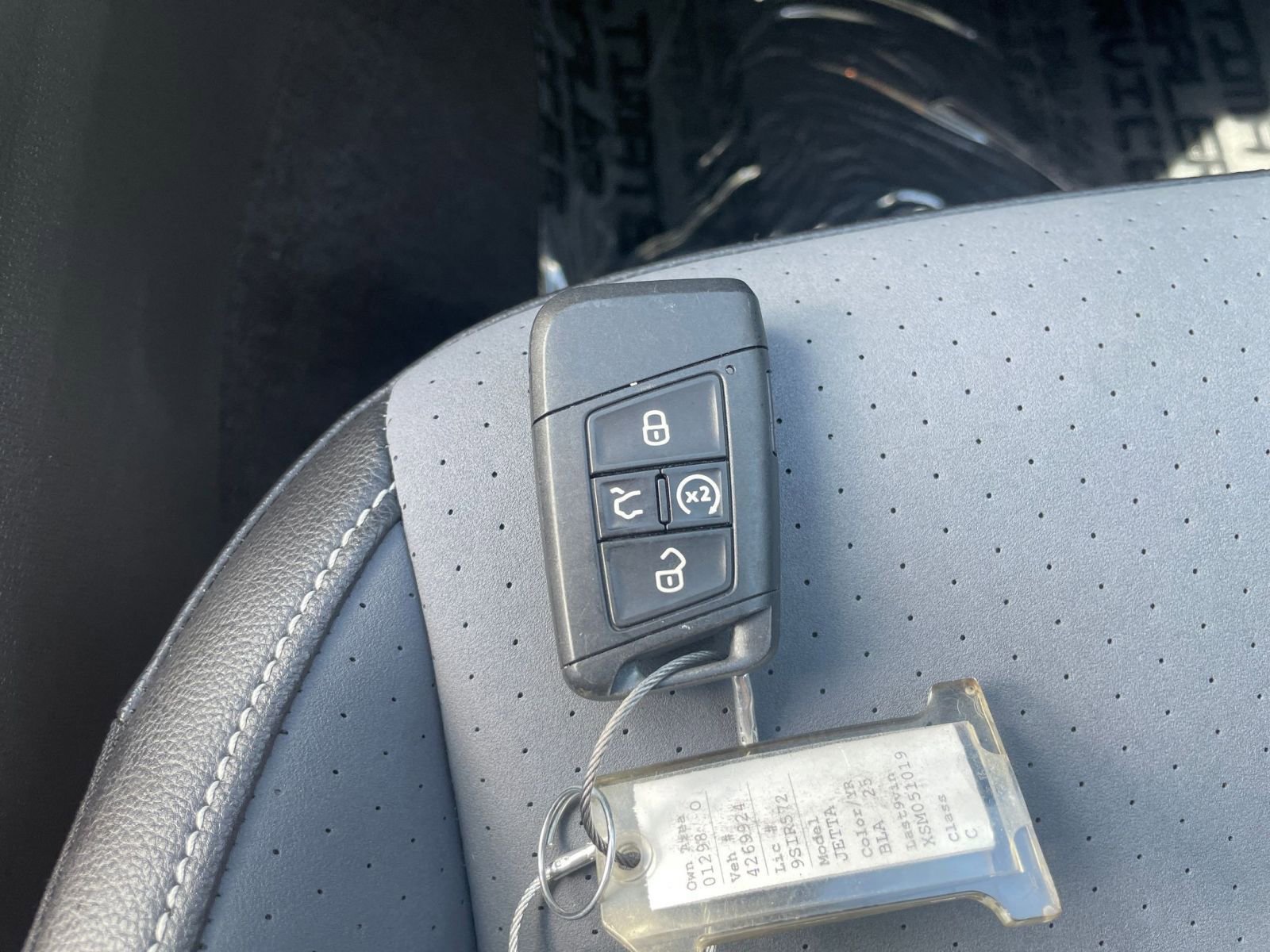 Thumbnail: 2025 Volkswagen Jetta - 25