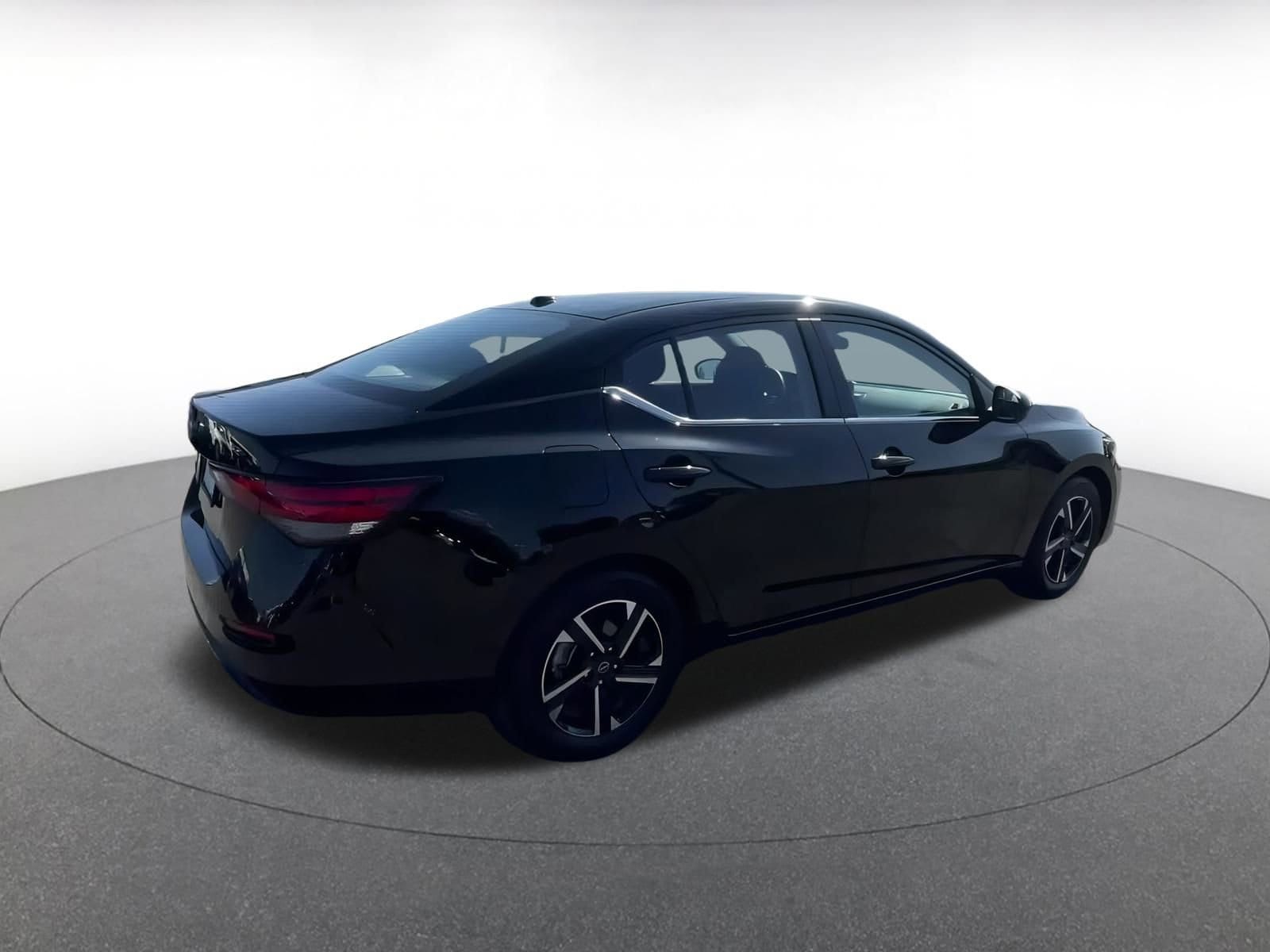 Thumbnail: 2025 Nissan Sentra - 15