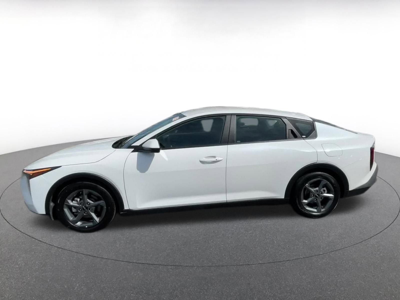 Thumbnail: 2025 Kia K4 - 9