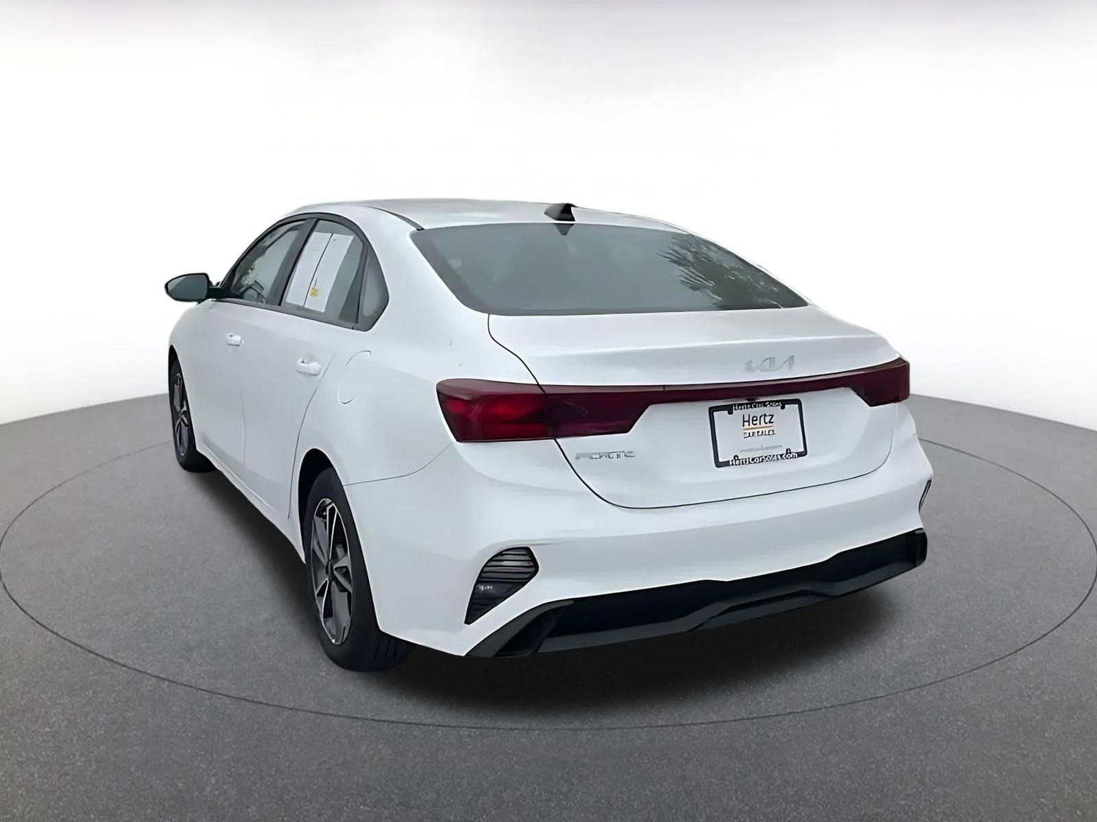 Thumbnail: 2024 Kia Forte - 11