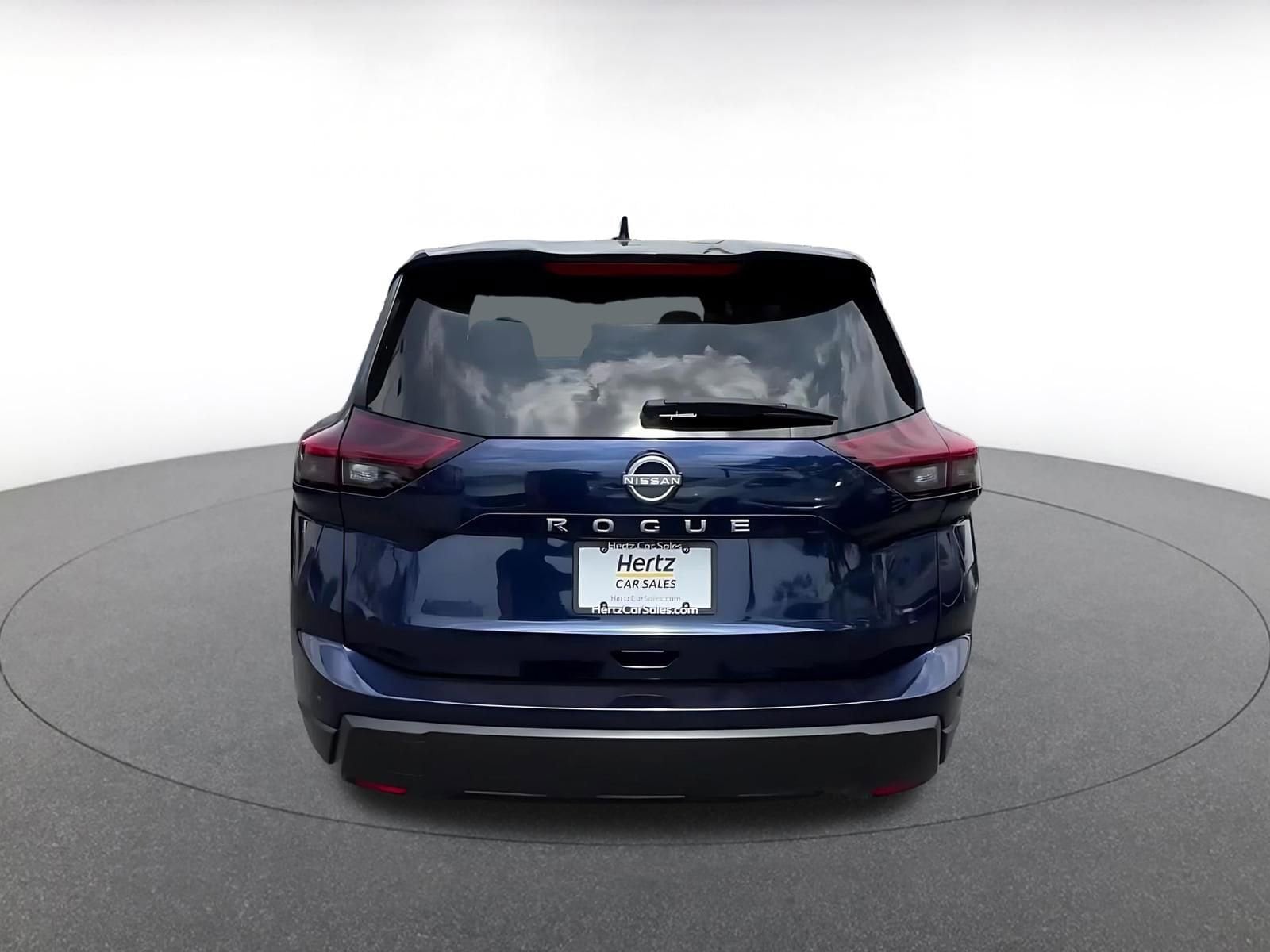Thumbnail: 2025 Nissan Rogue - 12
