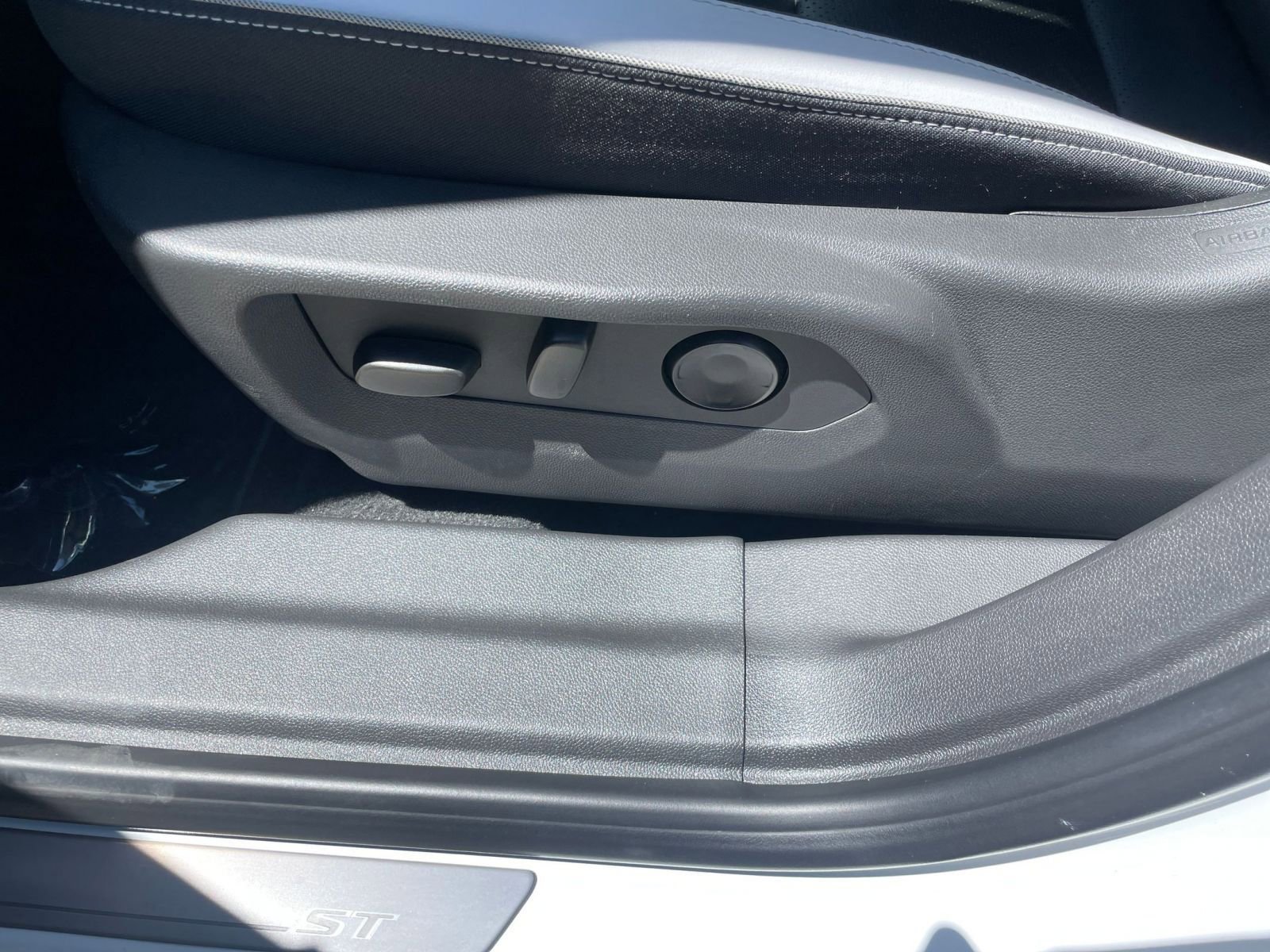 Thumbnail: 2024 Buick Envision - 23