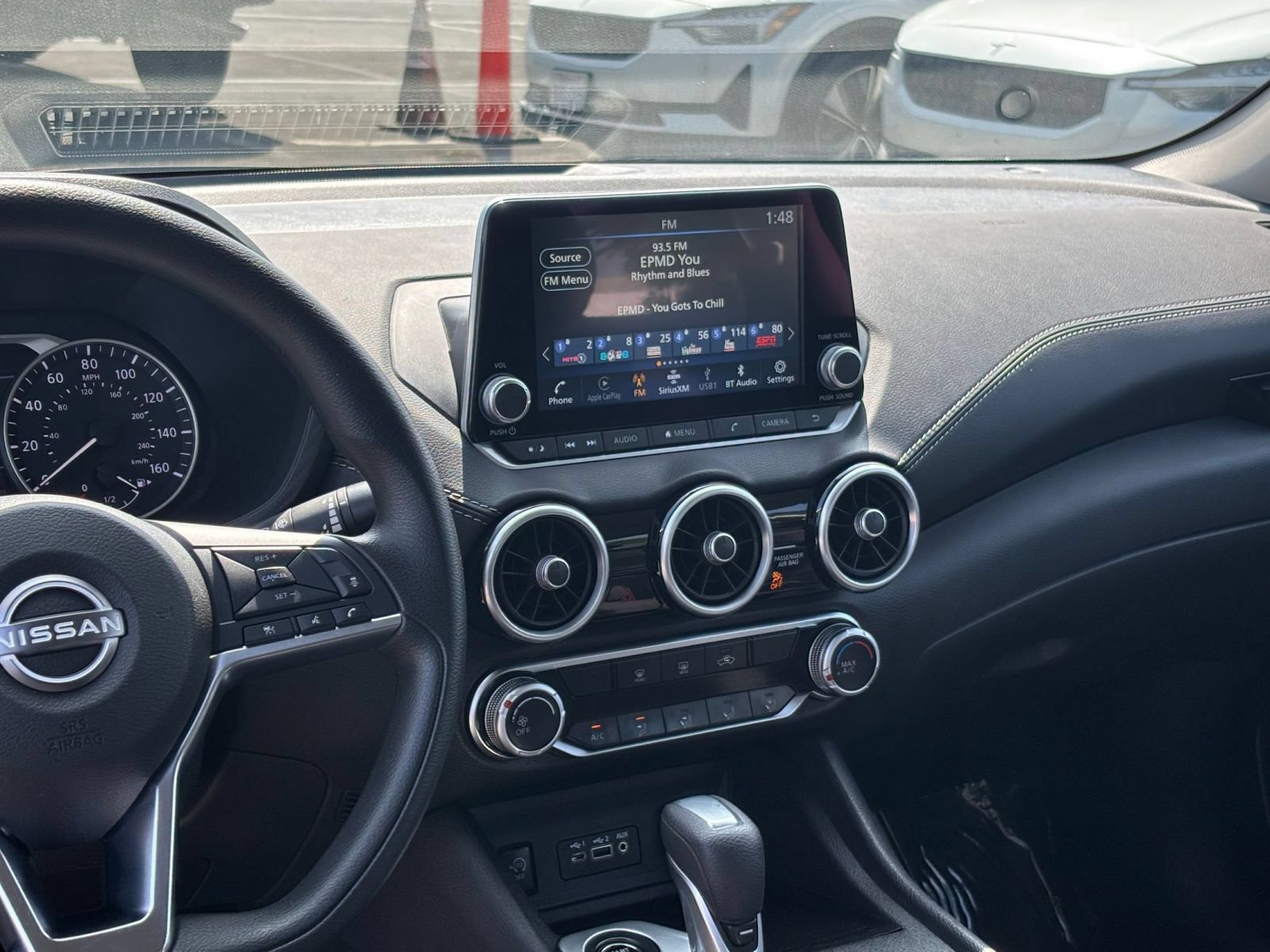 2025 Nissan Sentra SV - Photo 16
