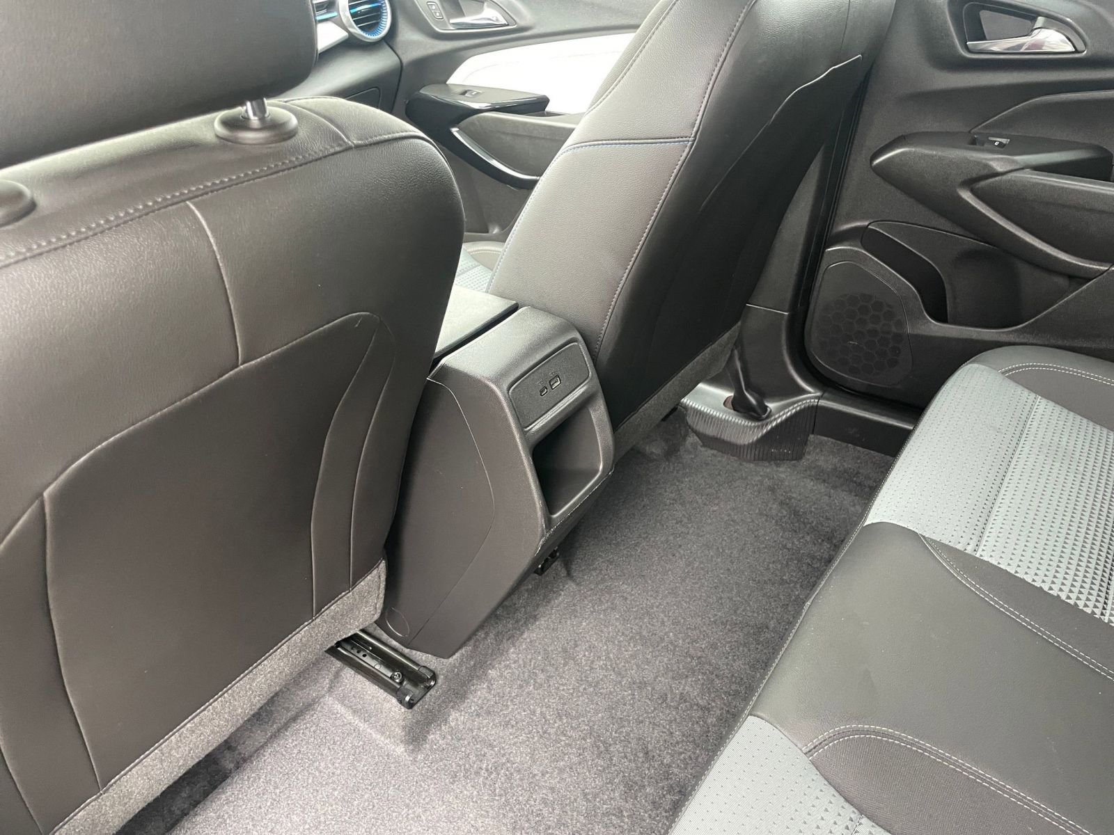 Thumbnail: 2025 Chevrolet Trax - 23