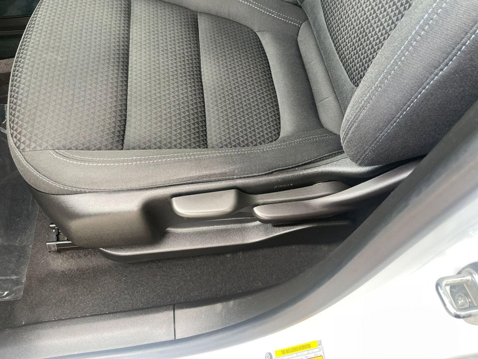 Thumbnail: 2023 Chevrolet Bolt EV - 28
