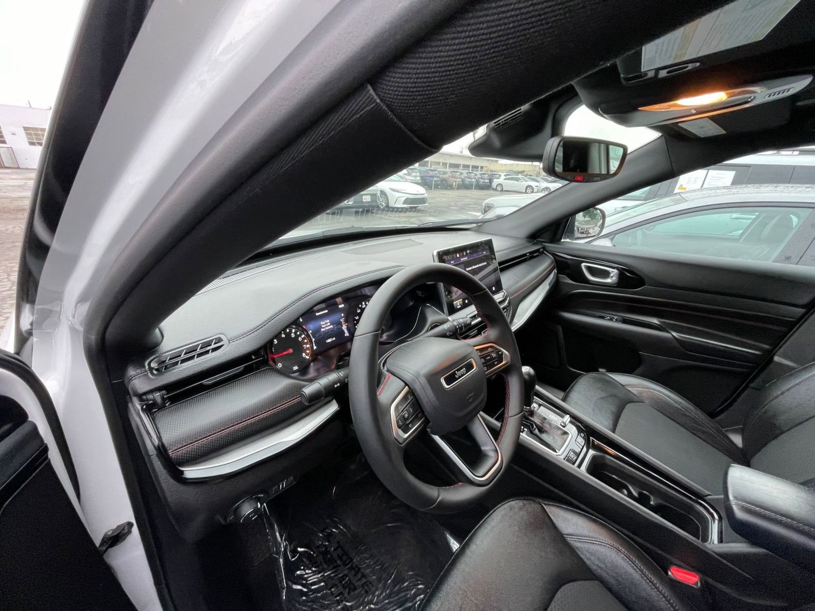 Thumbnail: 2025 Jeep Compass - 34