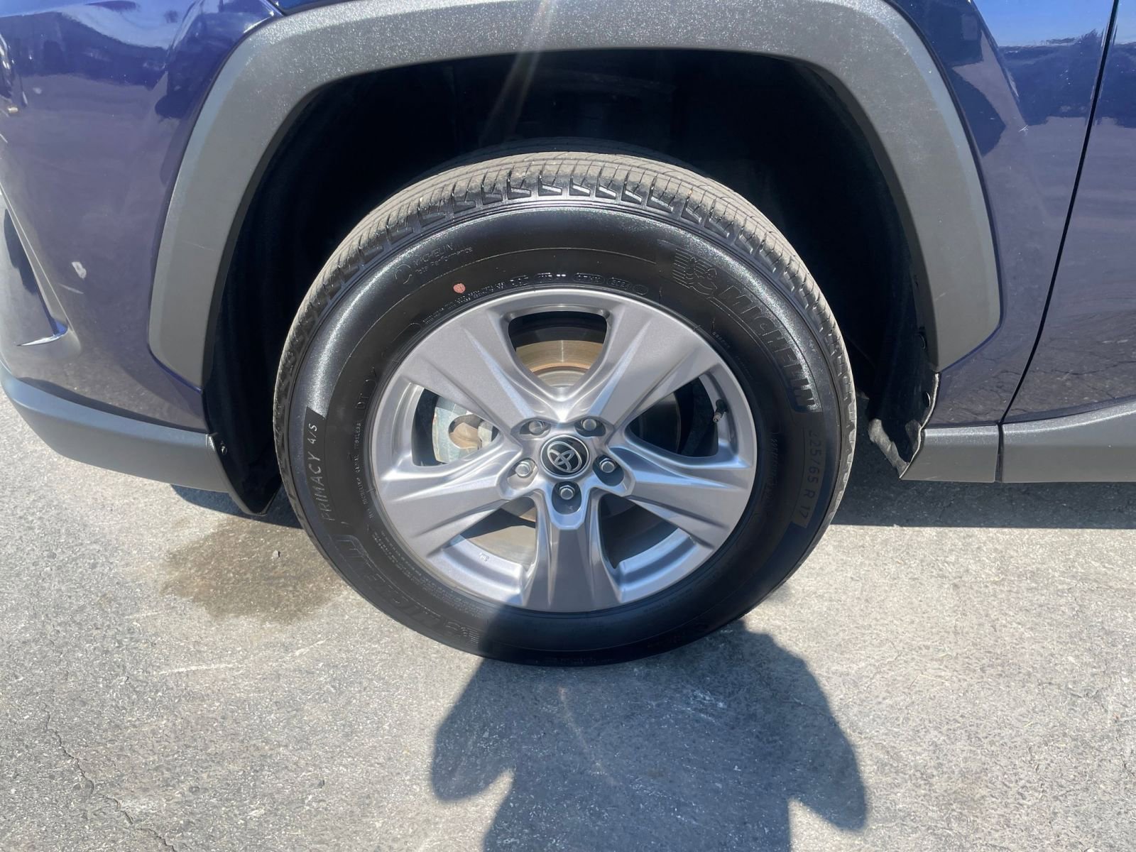 Thumbnail: 2025 Toyota RAV4 - 33