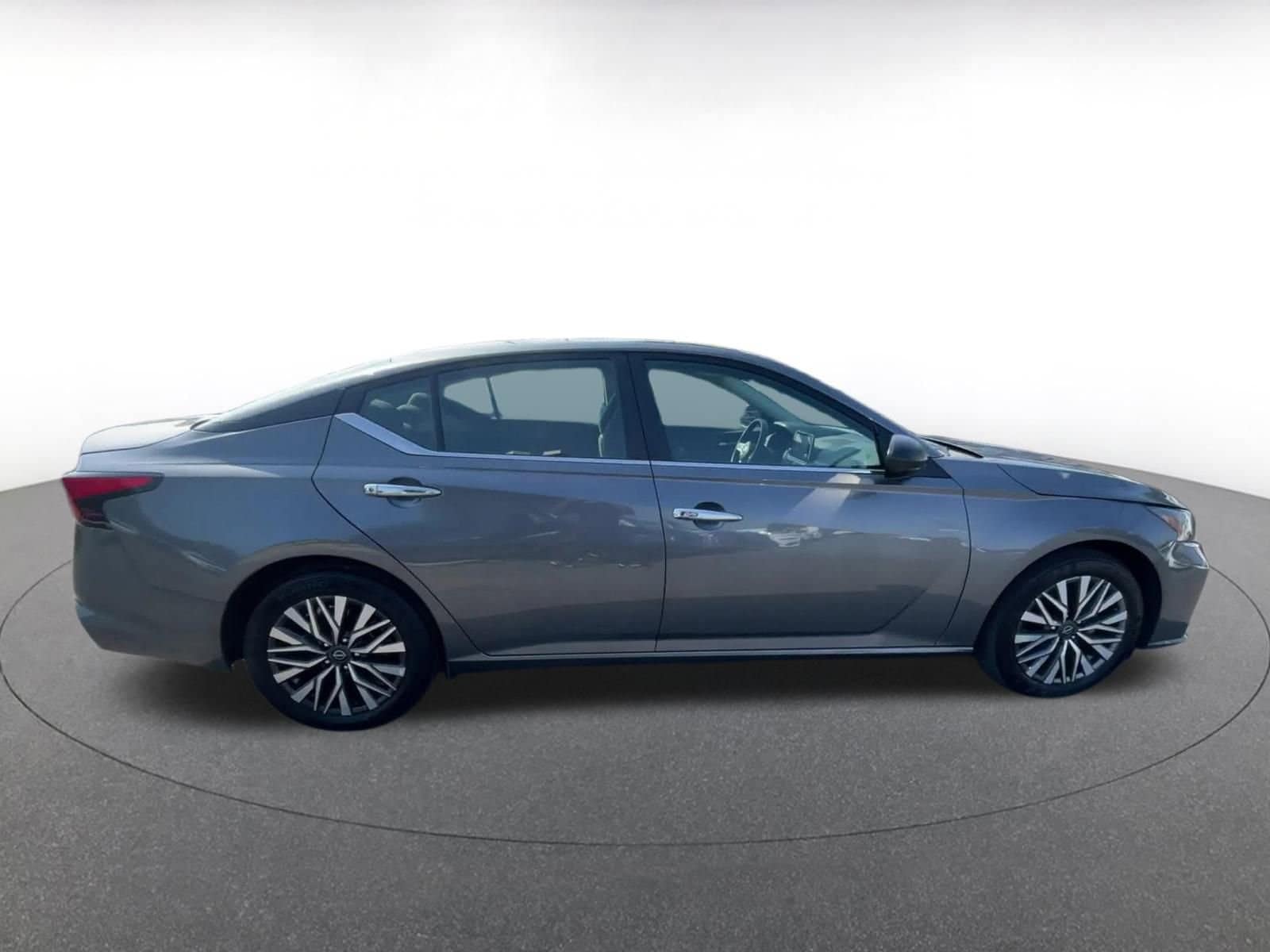 Thumbnail: 2024 Nissan Altima - 16