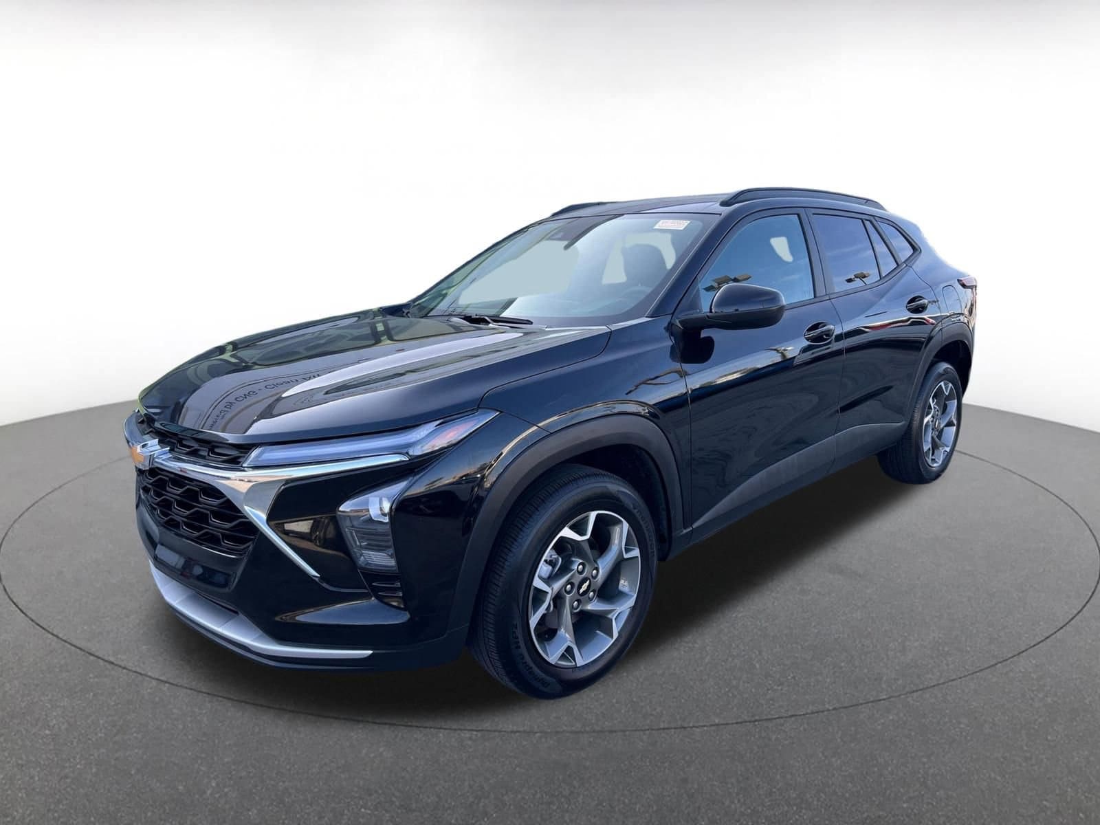 Thumbnail: 2025 Chevrolet Trax - 4