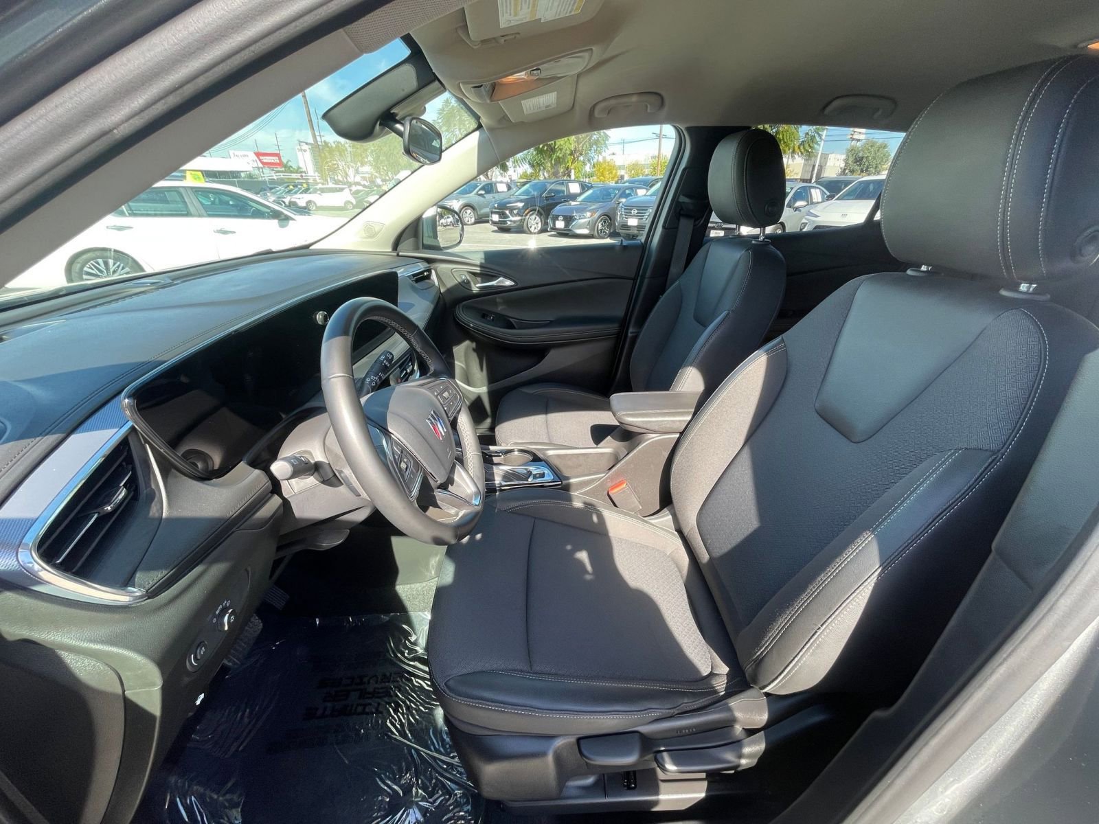 Thumbnail: 2025 Buick Encore GX - 28