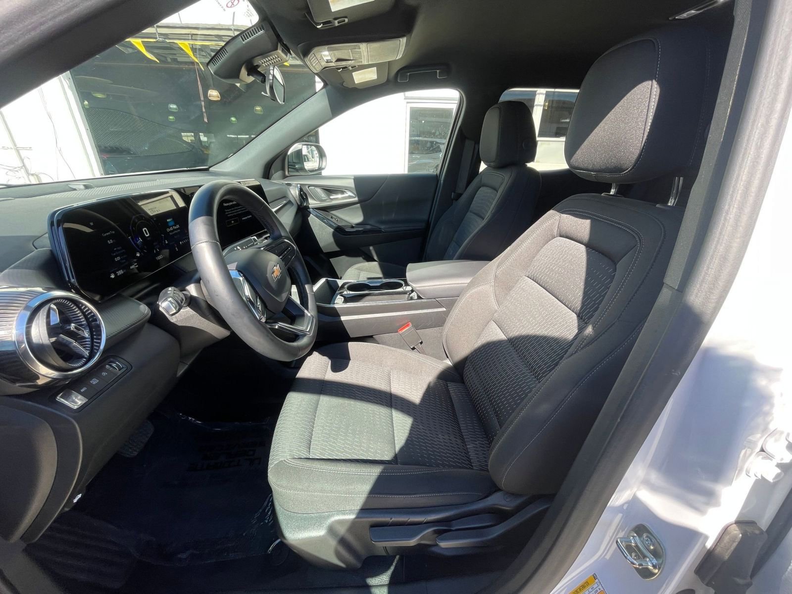 Thumbnail: 2025 Chevrolet Equinox - 27