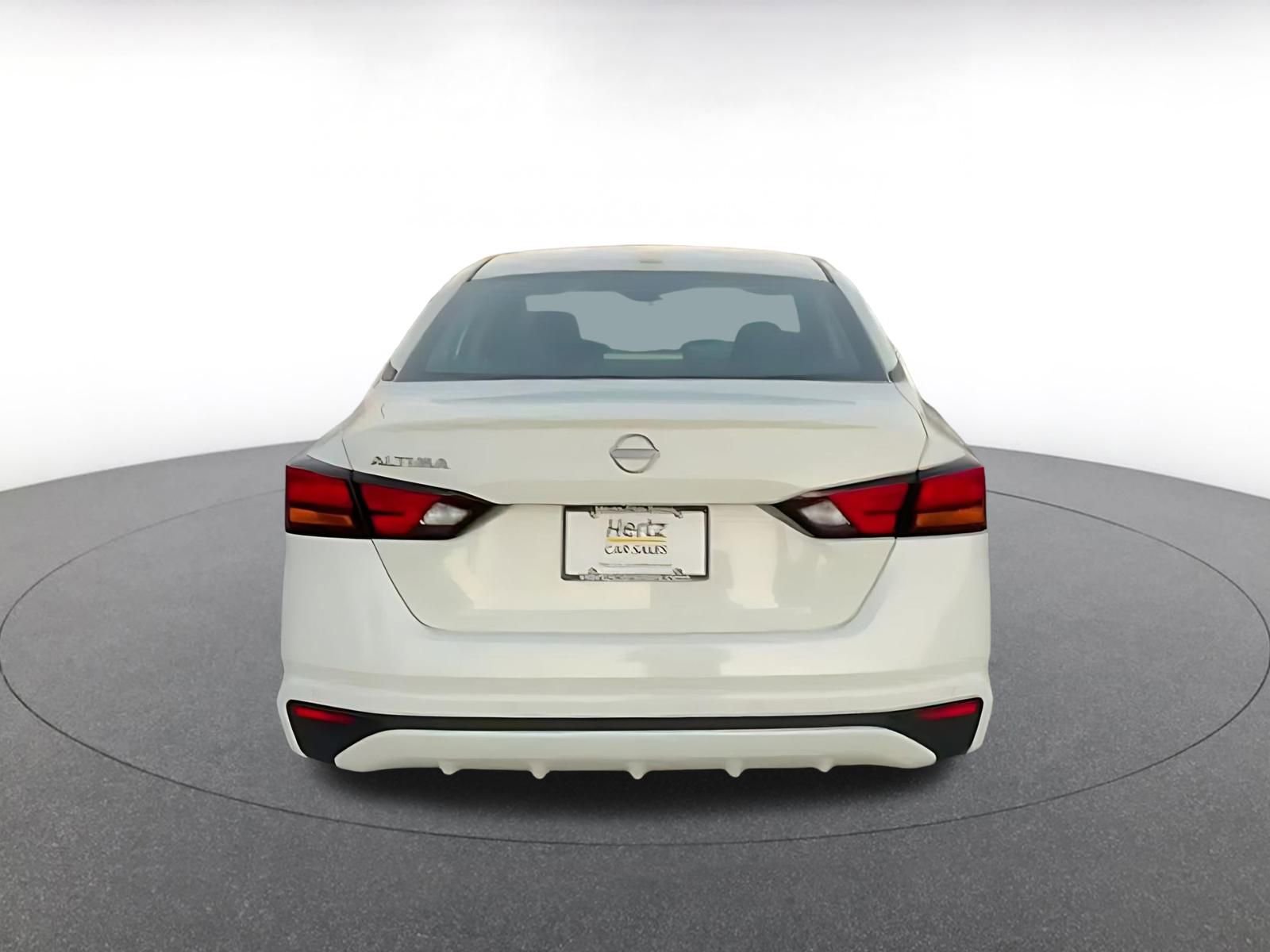 Thumbnail: 2025 Nissan Altima - 12