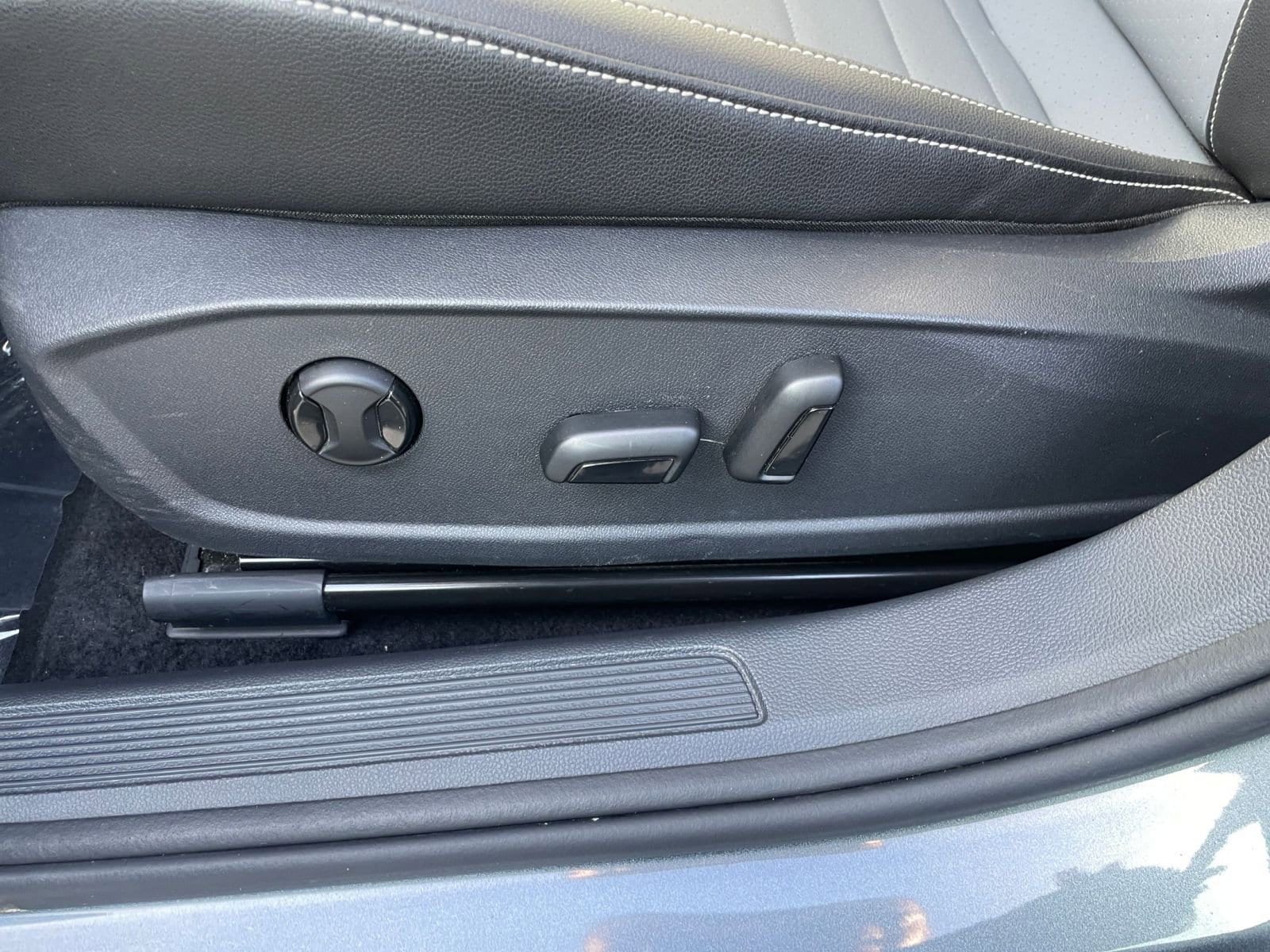 Thumbnail: 2025 Volkswagen Jetta - 23