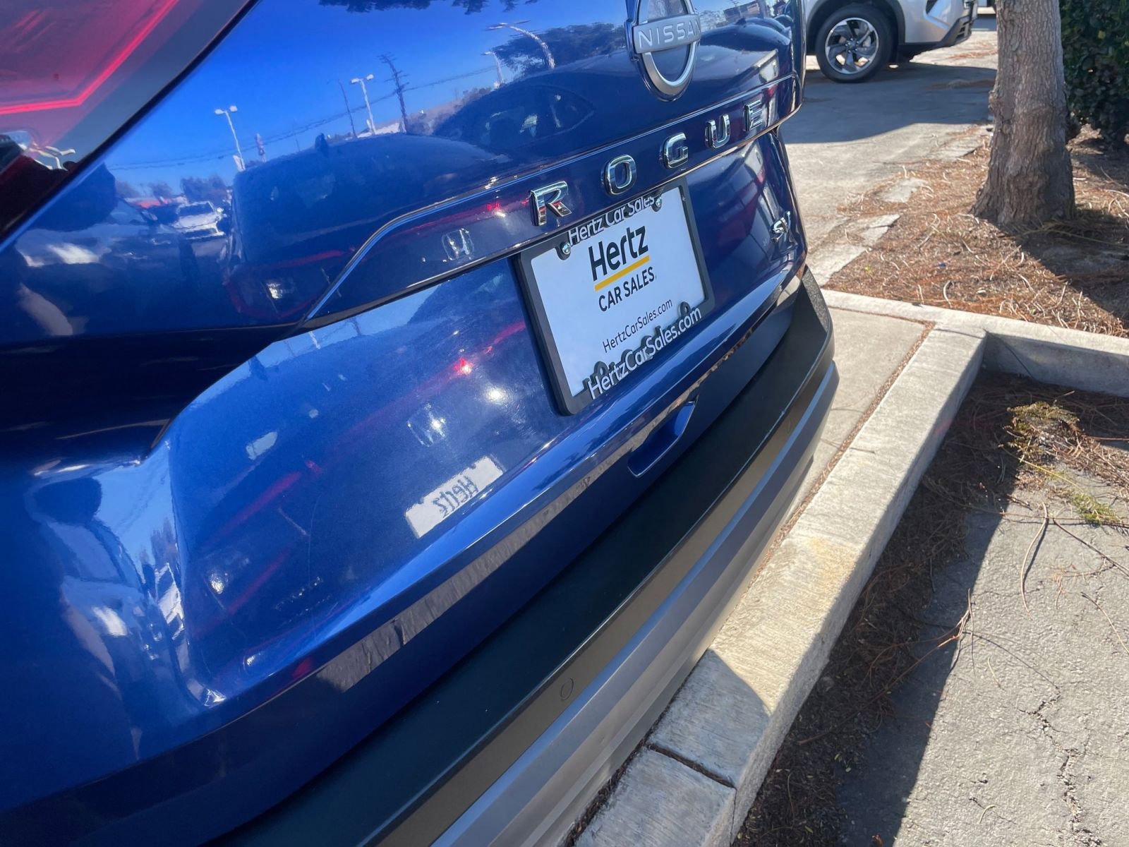 Thumbnail: 2023 Nissan Rogue - 24