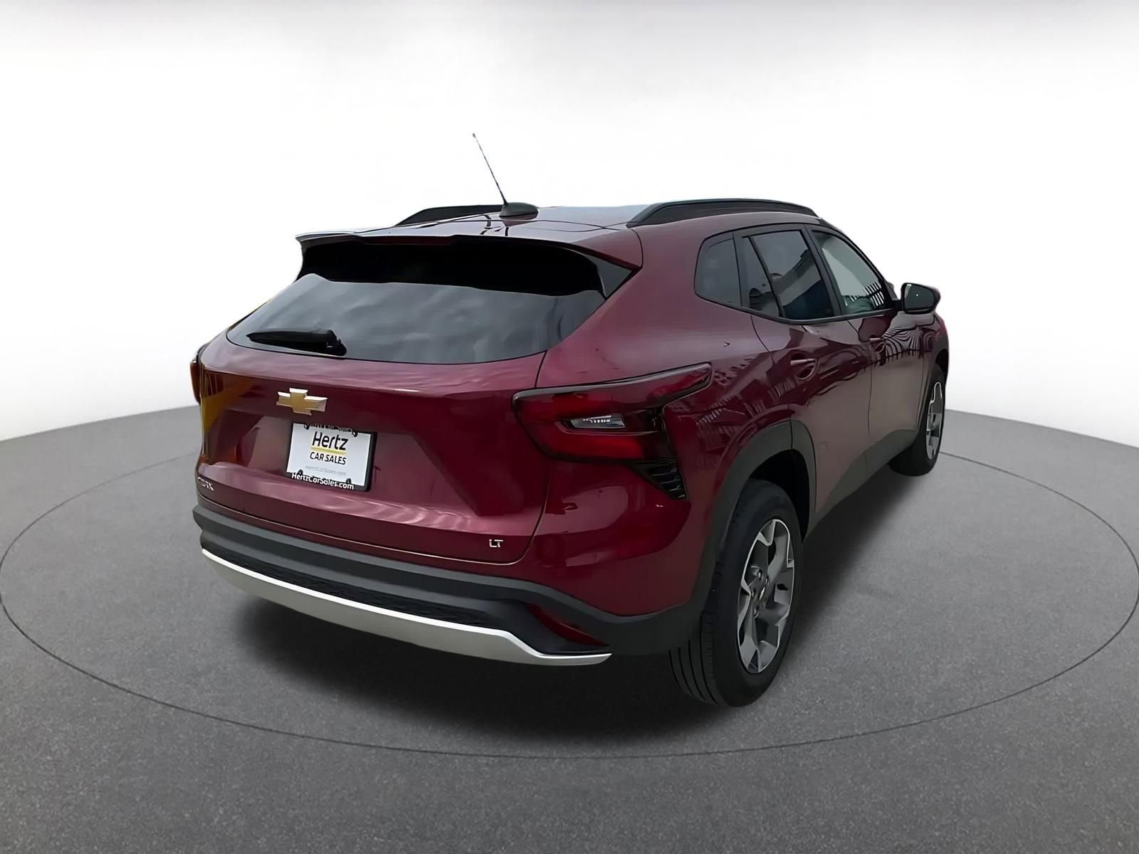 Thumbnail: 2025 Chevrolet Trax - 14