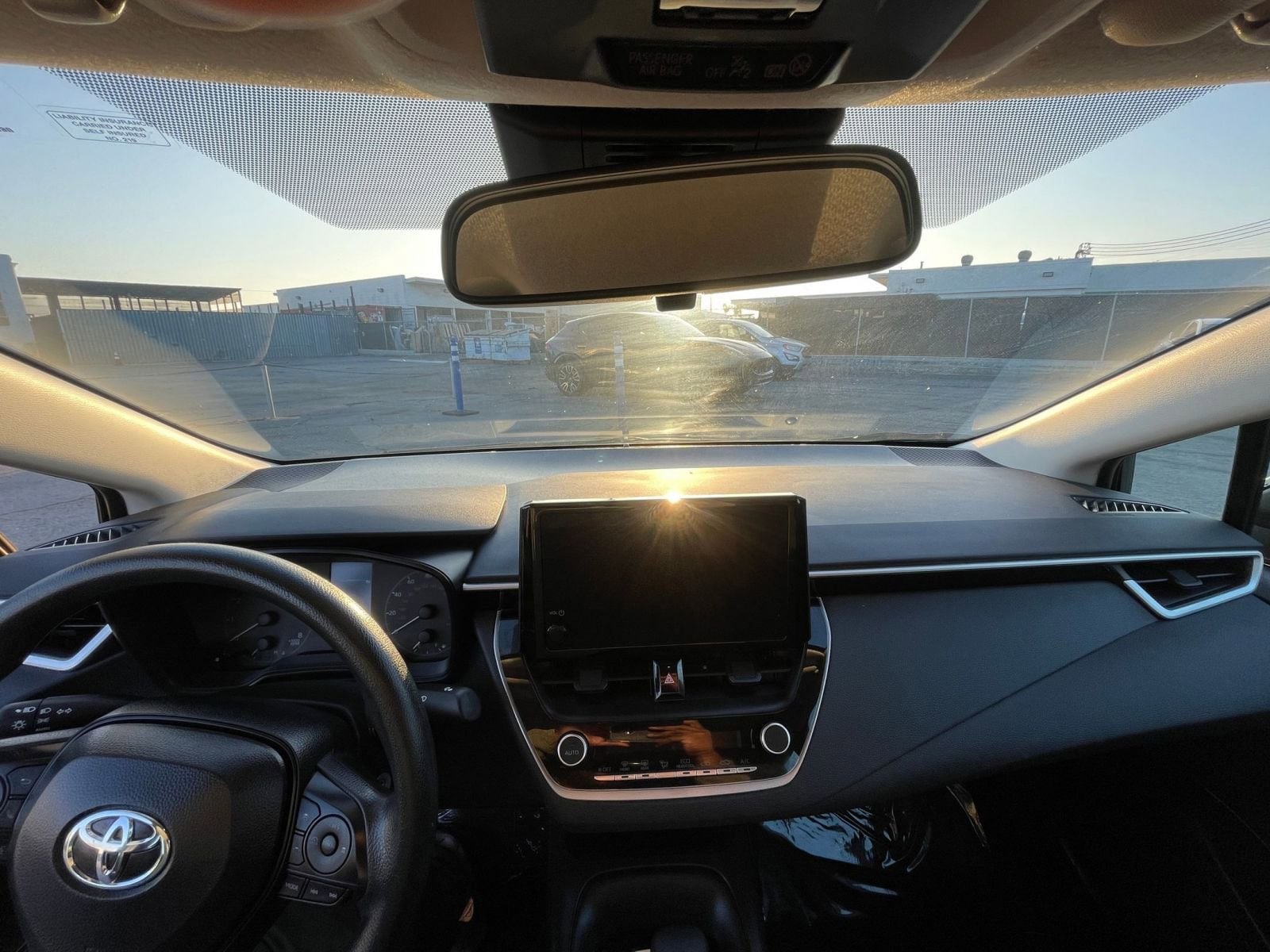 Thumbnail: 2025 Toyota Corolla - 33