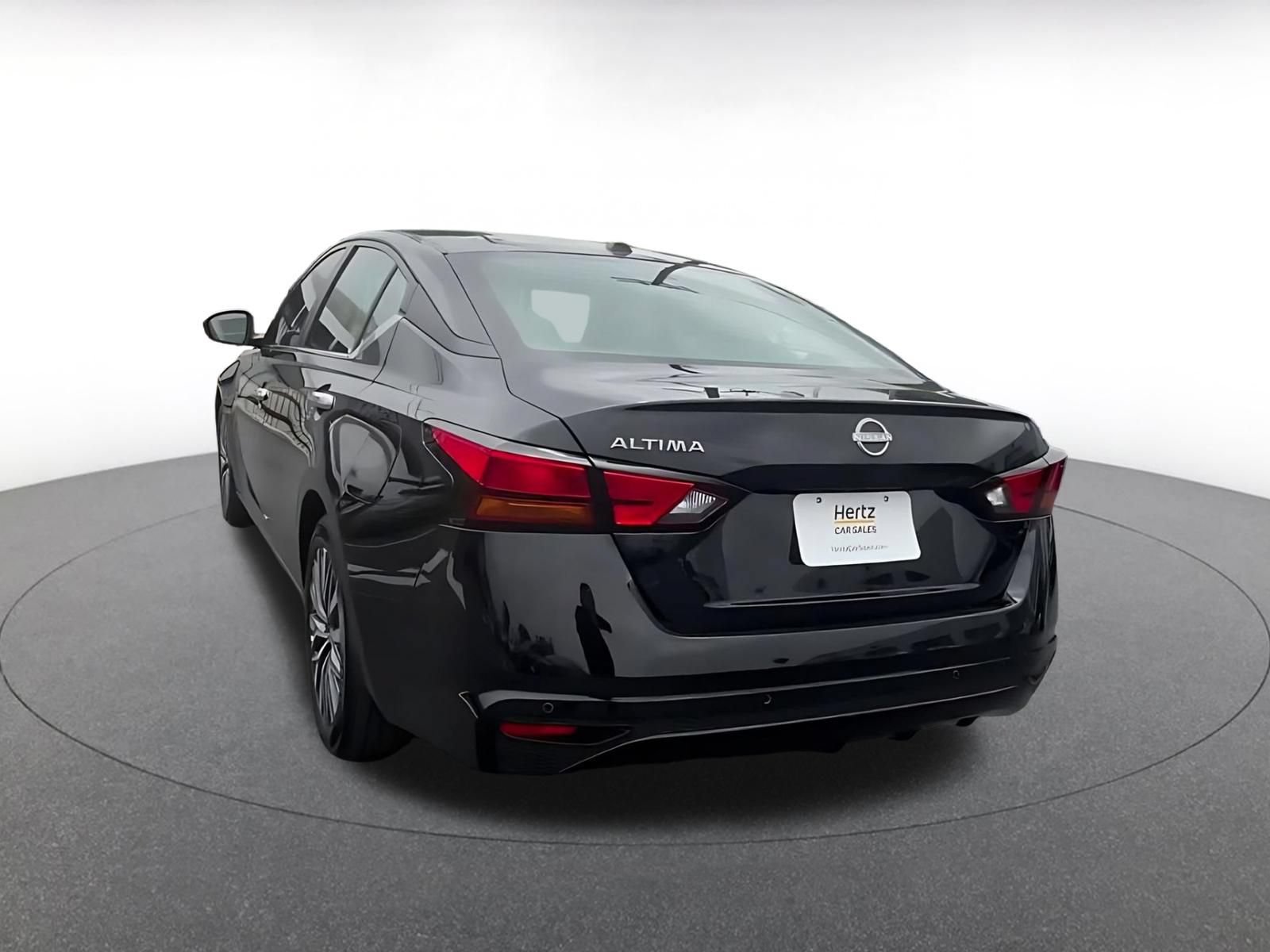 Thumbnail: 2025 Nissan Altima - 12