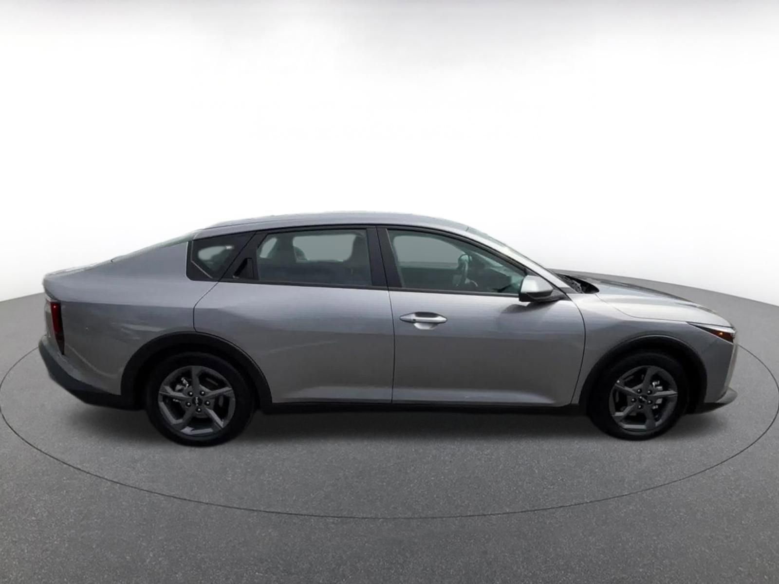 Thumbnail: 2025 Kia K4 - 16