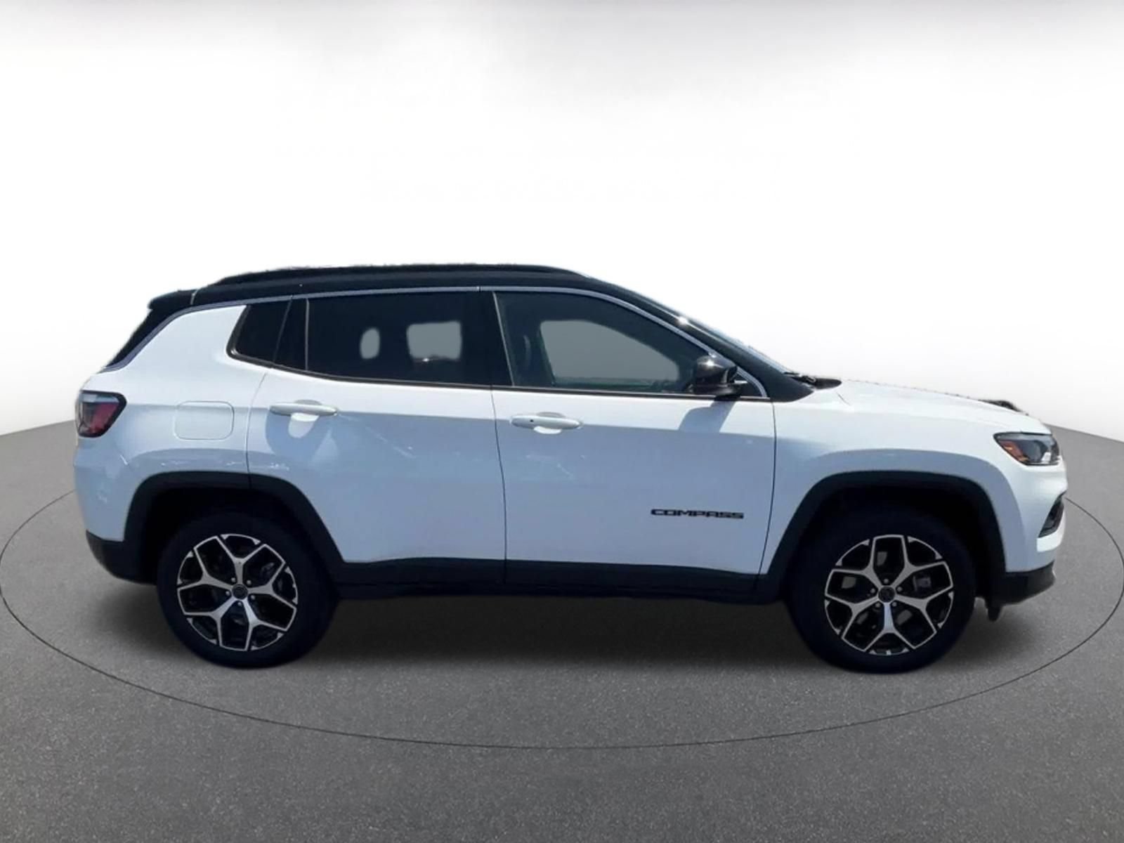 Thumbnail: 2025 Jeep Compass - 16