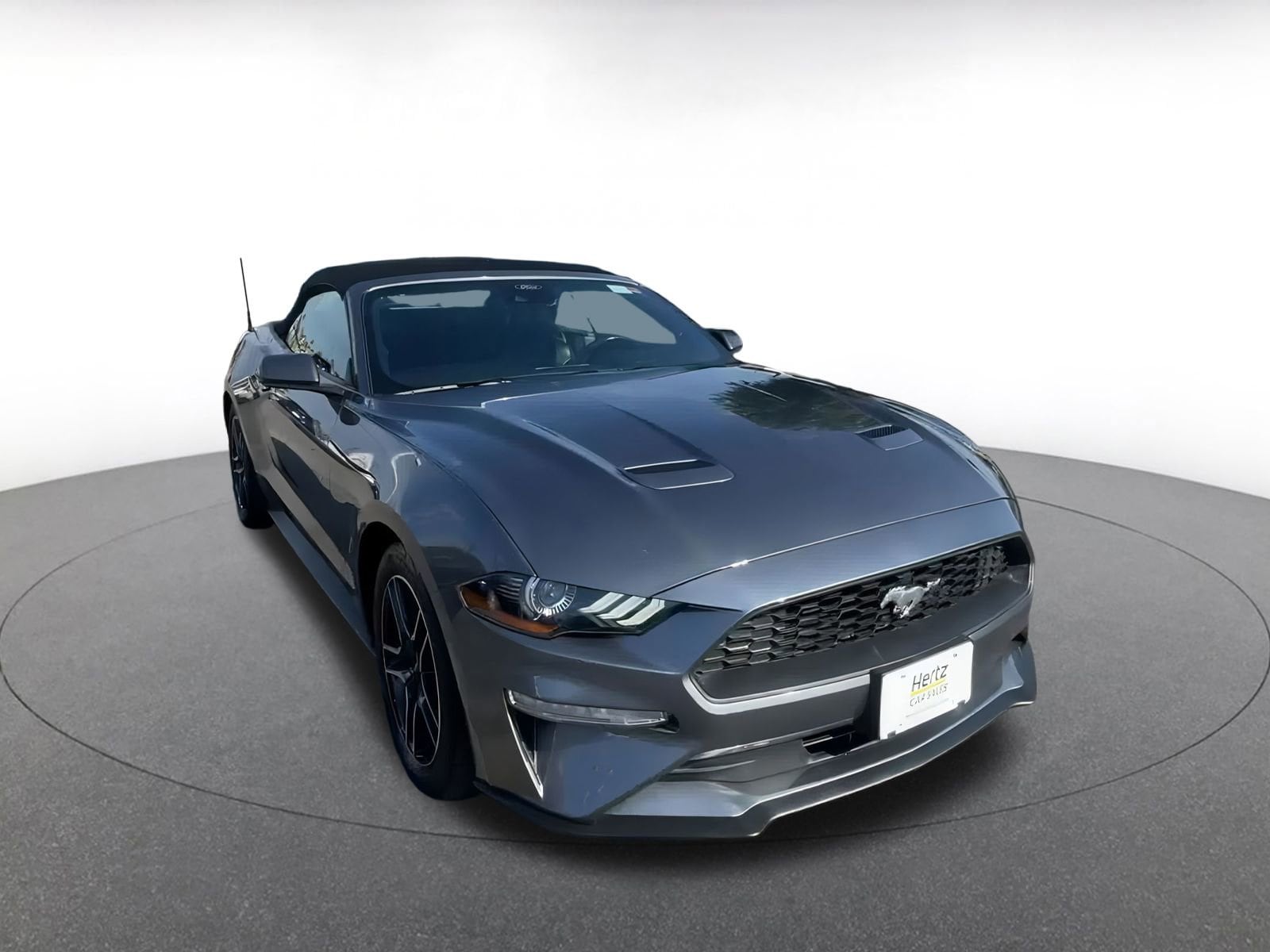 Thumbnail: 2022 Ford Mustang - 15