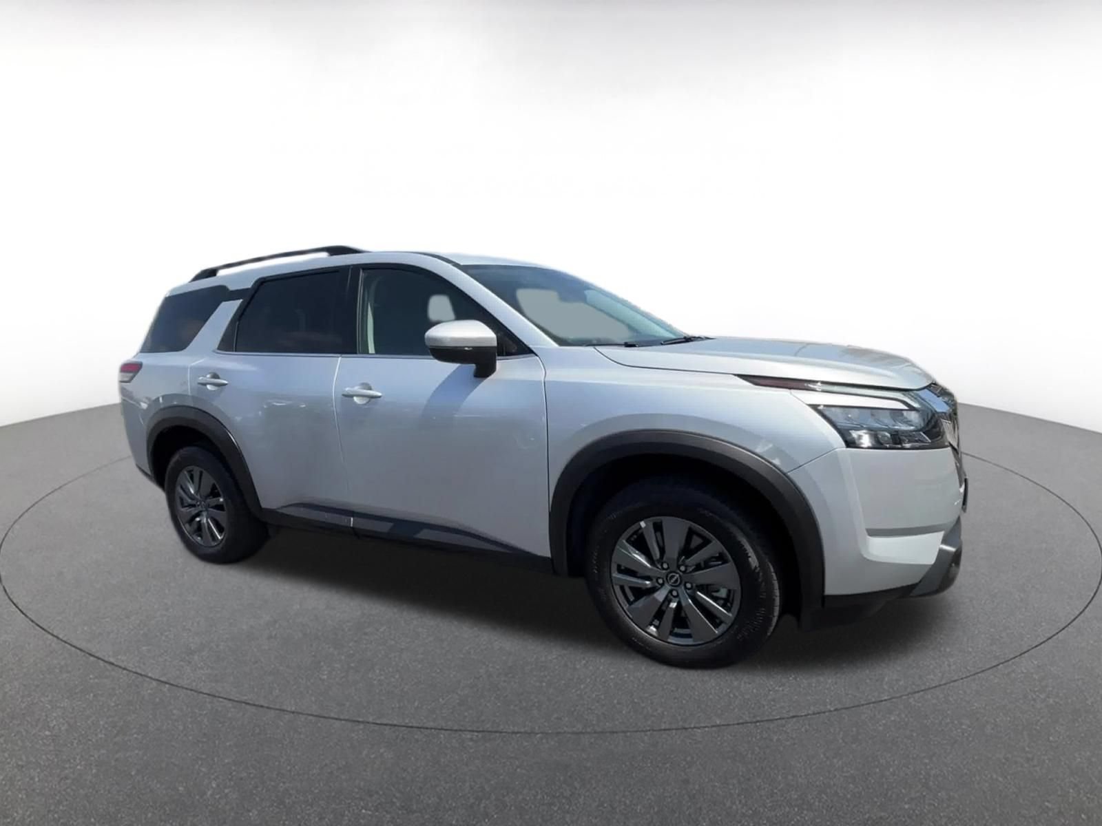 Thumbnail: 2025 Nissan Pathfinder - 2