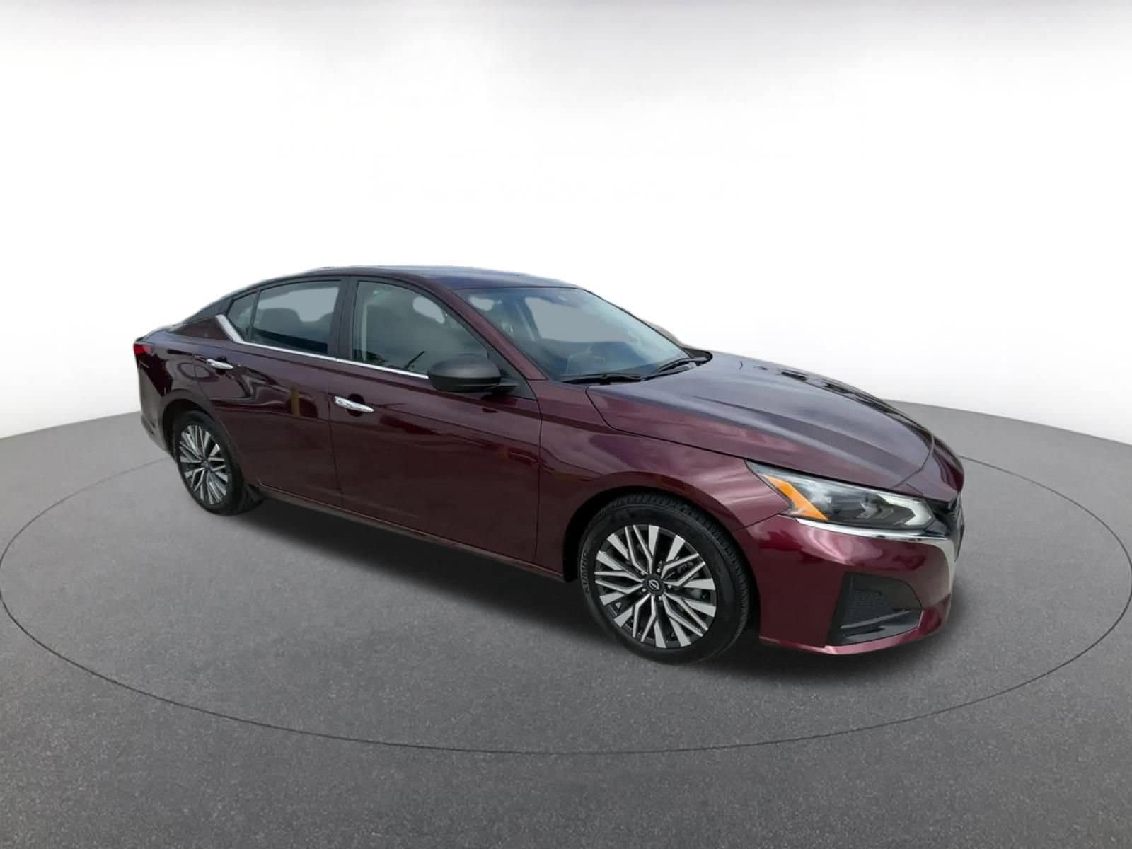 Thumbnail: 2024 Nissan Altima - 2