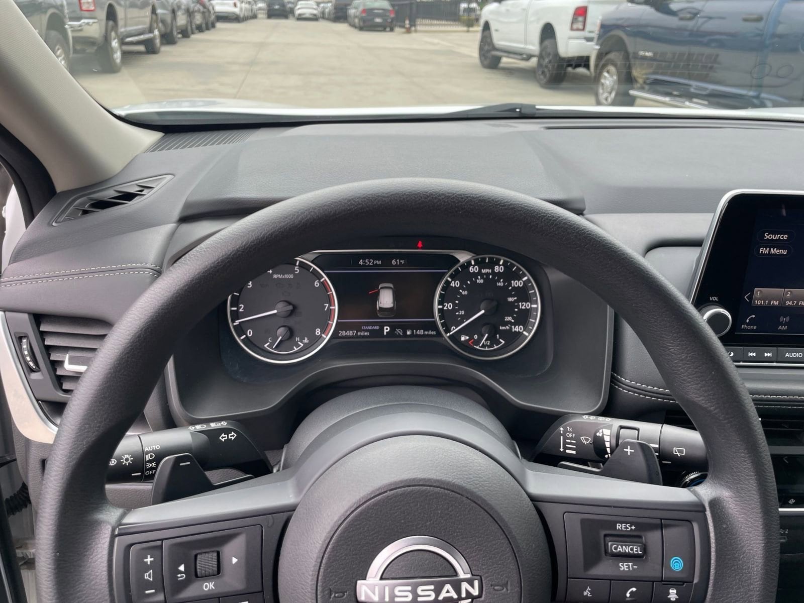2024 Nissan Rogue SV 34