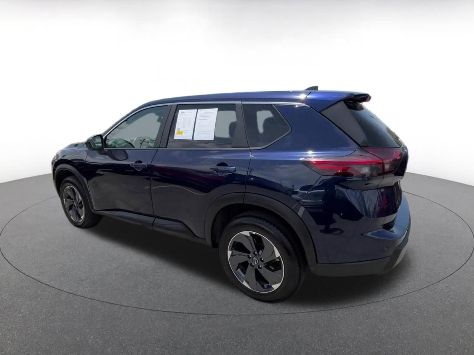 Thumbnail: 2025 Nissan Rogue - 10