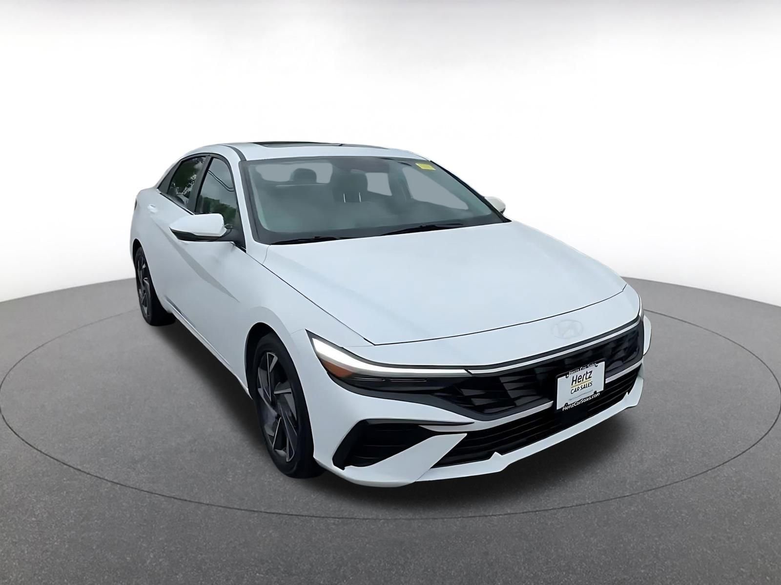 Thumbnail: 2025 Hyundai Elantra - 3