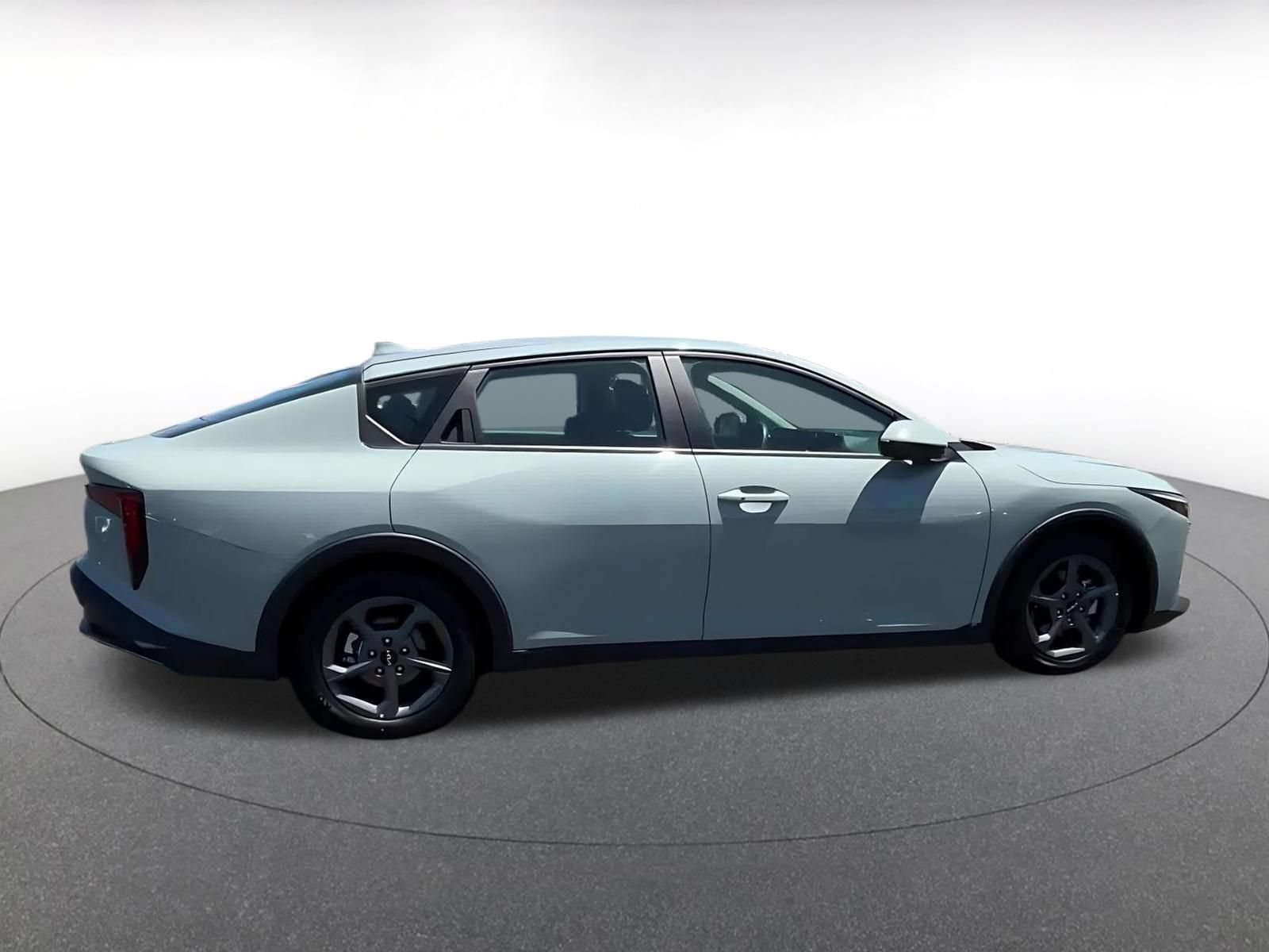 Thumbnail: 2025 Kia K4 - 16