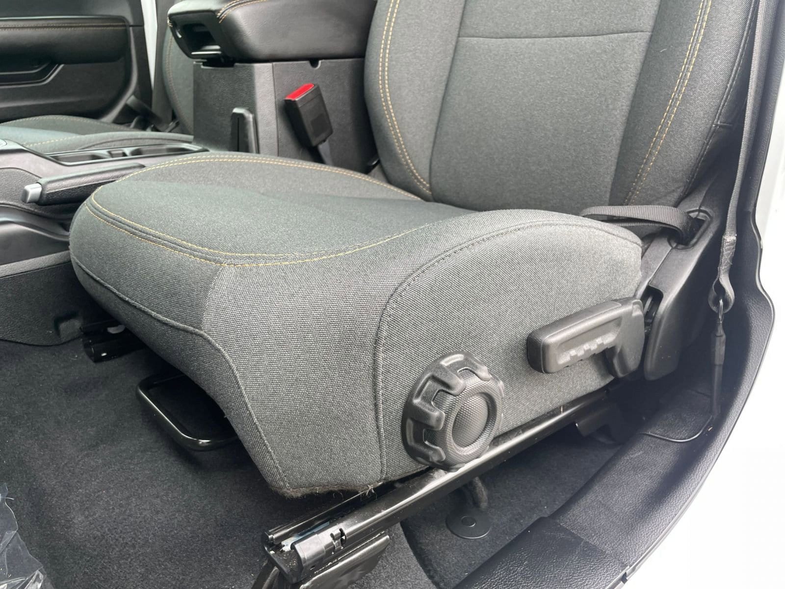 Thumbnail: 2025 Jeep Wrangler - 23