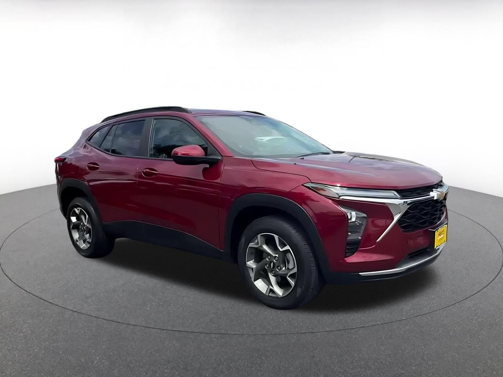 Thumbnail: 2025 Chevrolet Trax - 2