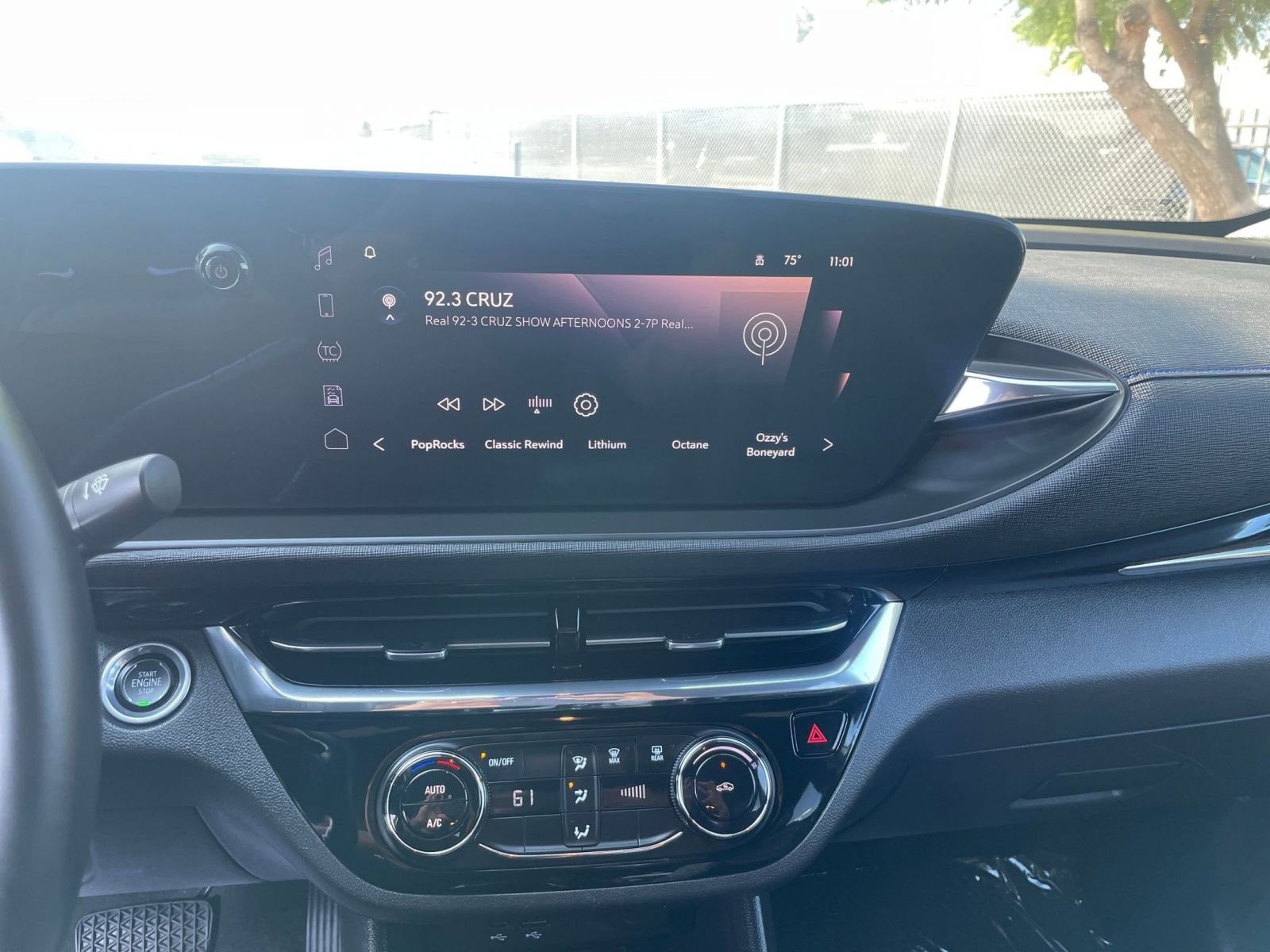 Thumbnail: 2025 Buick Envista - 18